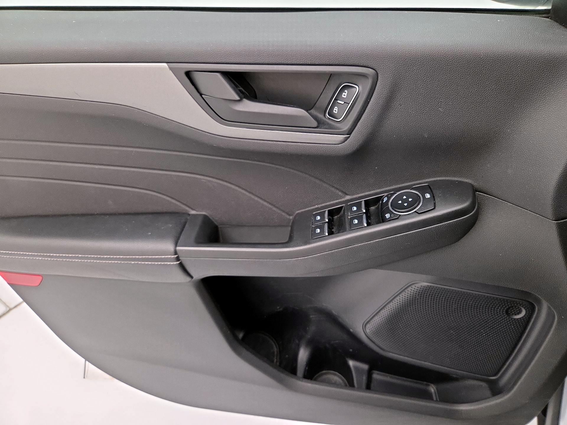 Thumbnail: 2023 Ford Escape - 12