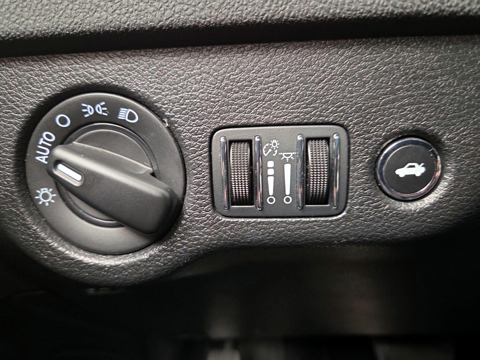 Thumbnail: 2023 Dodge Charger - 13