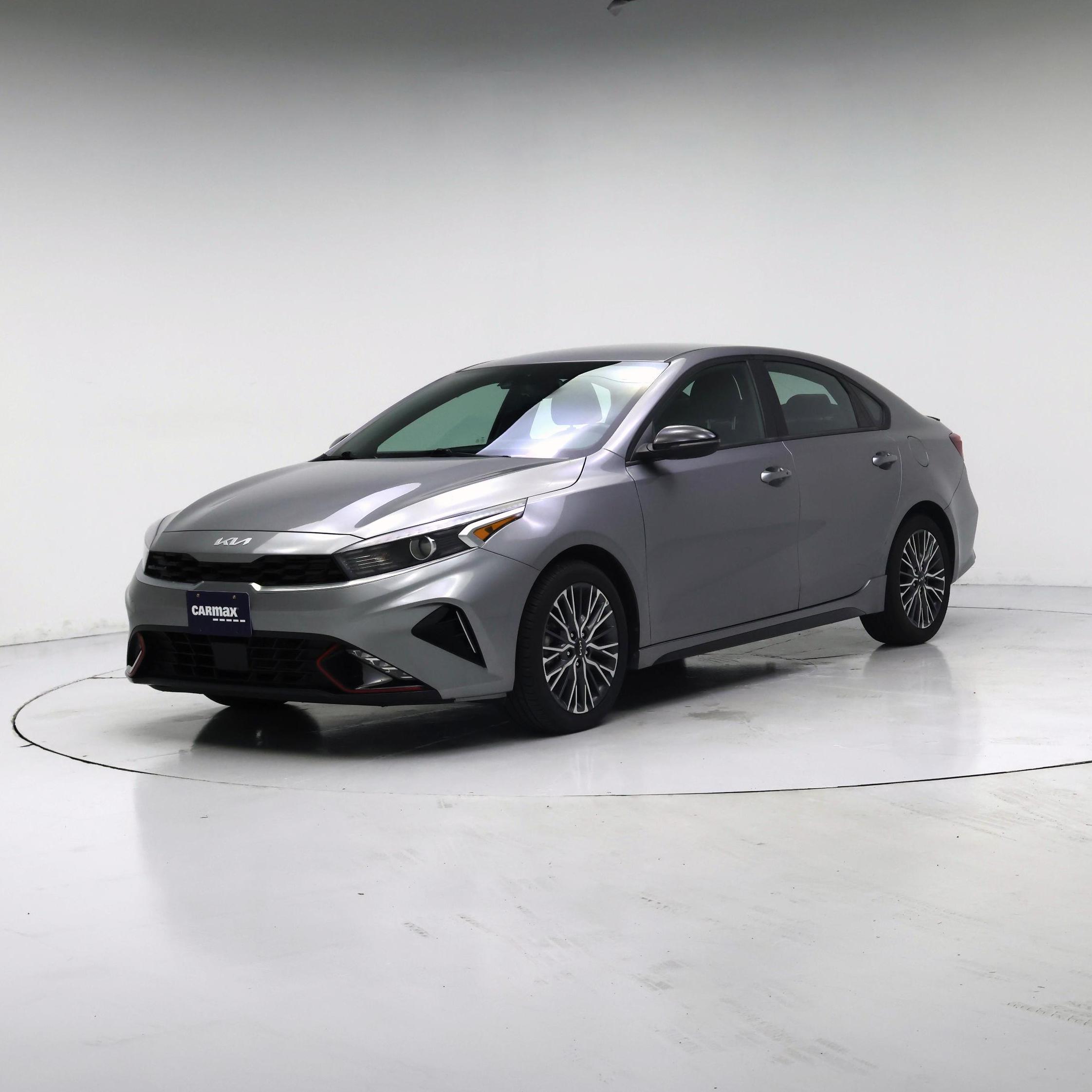 Thumbnail: 2023 Kia Forte - 4