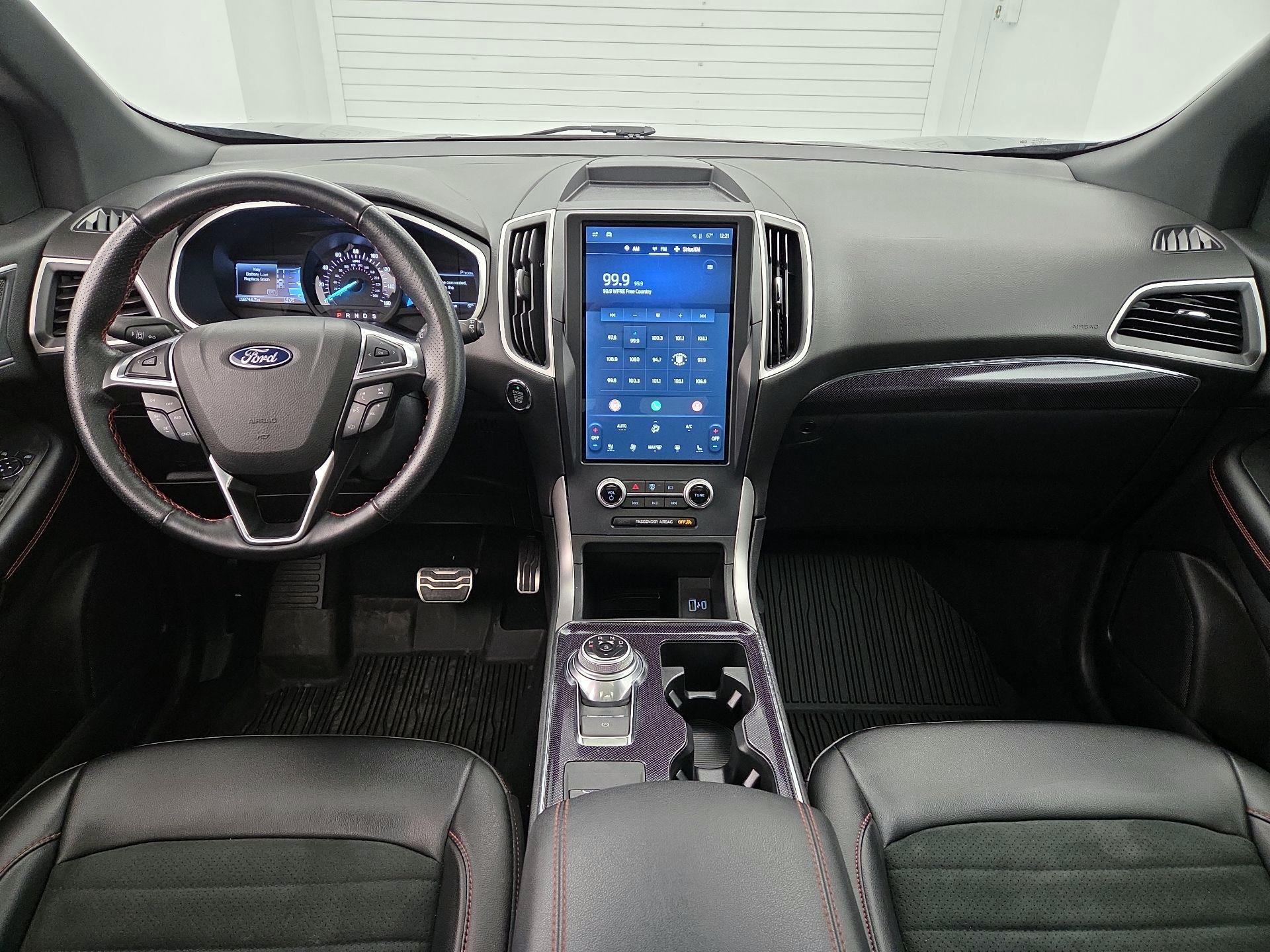 Thumbnail: 2021 Ford Edge - 9