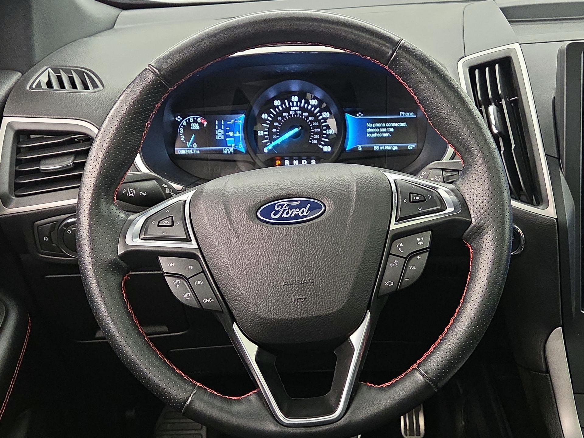 Thumbnail: 2021 Ford Edge - 10
