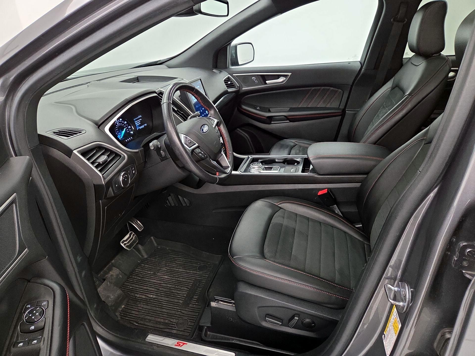 Thumbnail: 2021 Ford Edge - 11