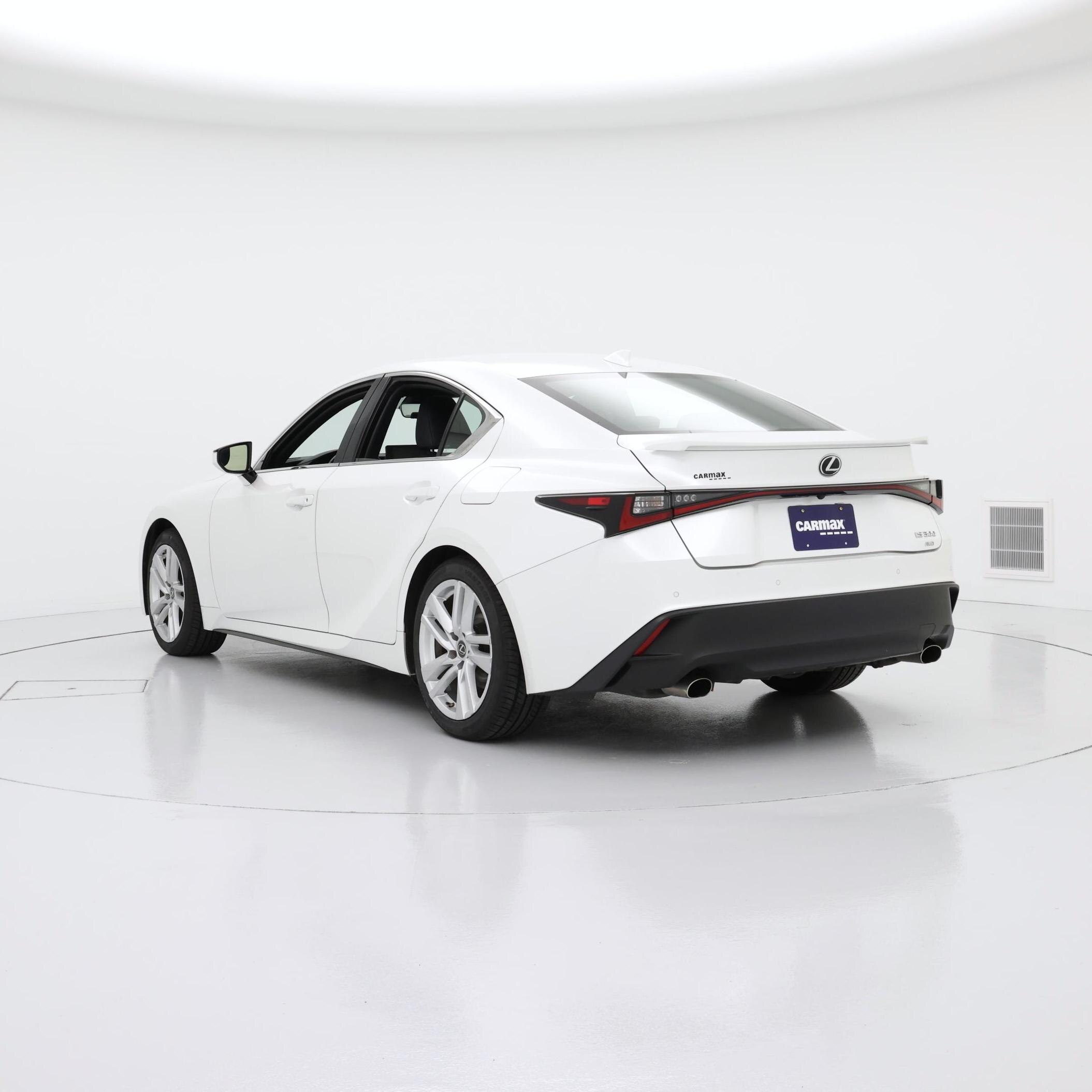 Thumbnail: 2021 Lexus IS - 2