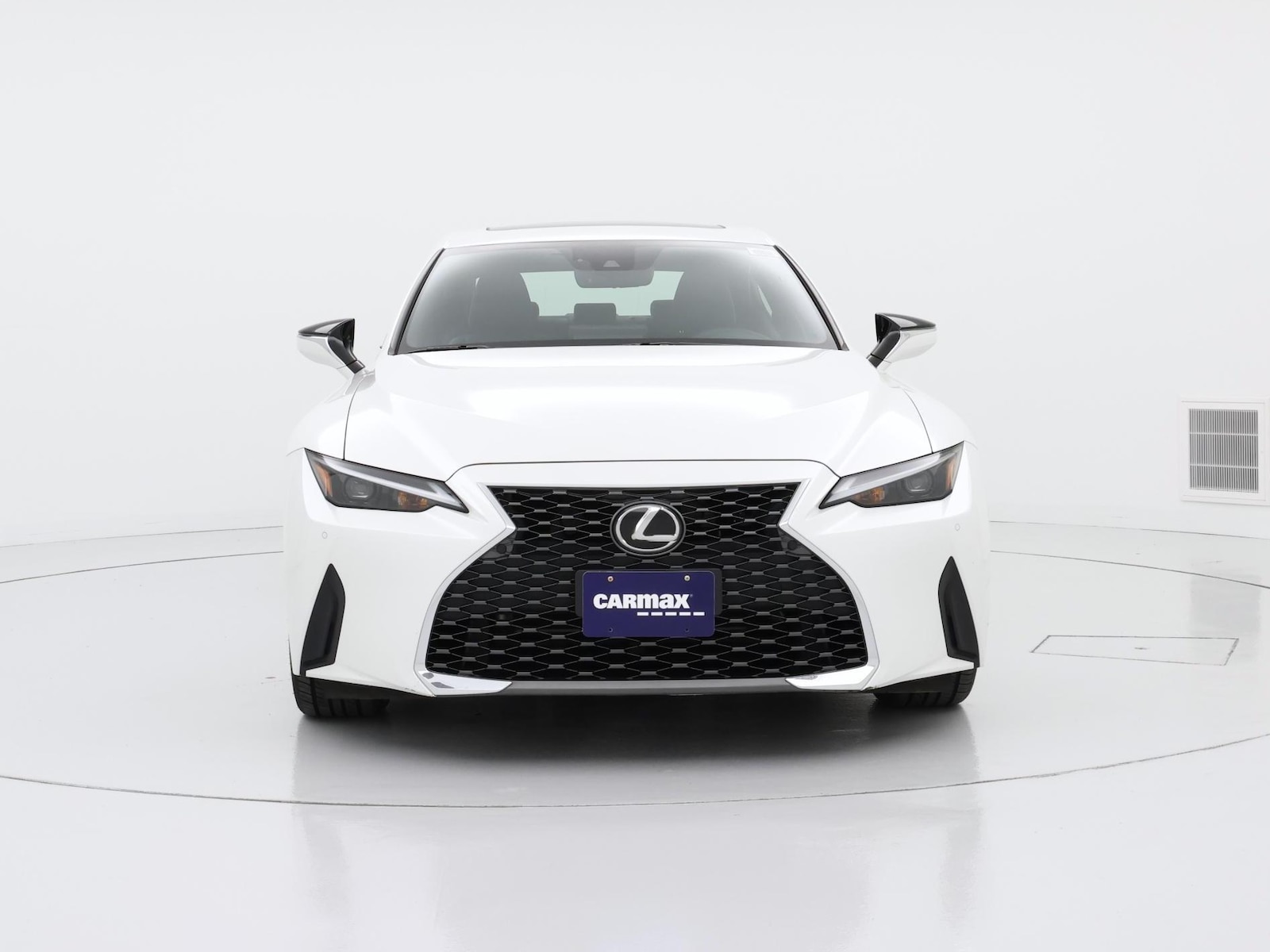 2021 Lexus IS 300 - Photo 6