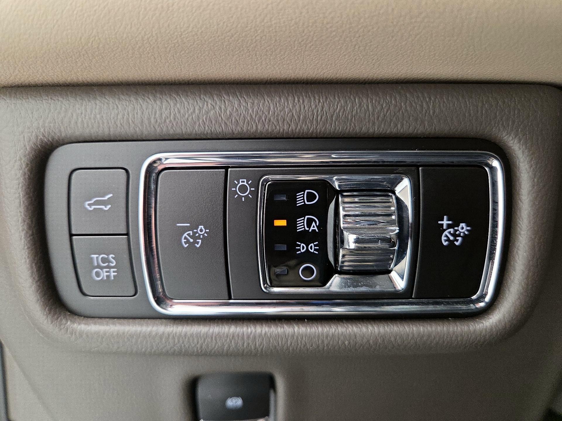 Thumbnail: 2023 Lincoln Nautilus - 13