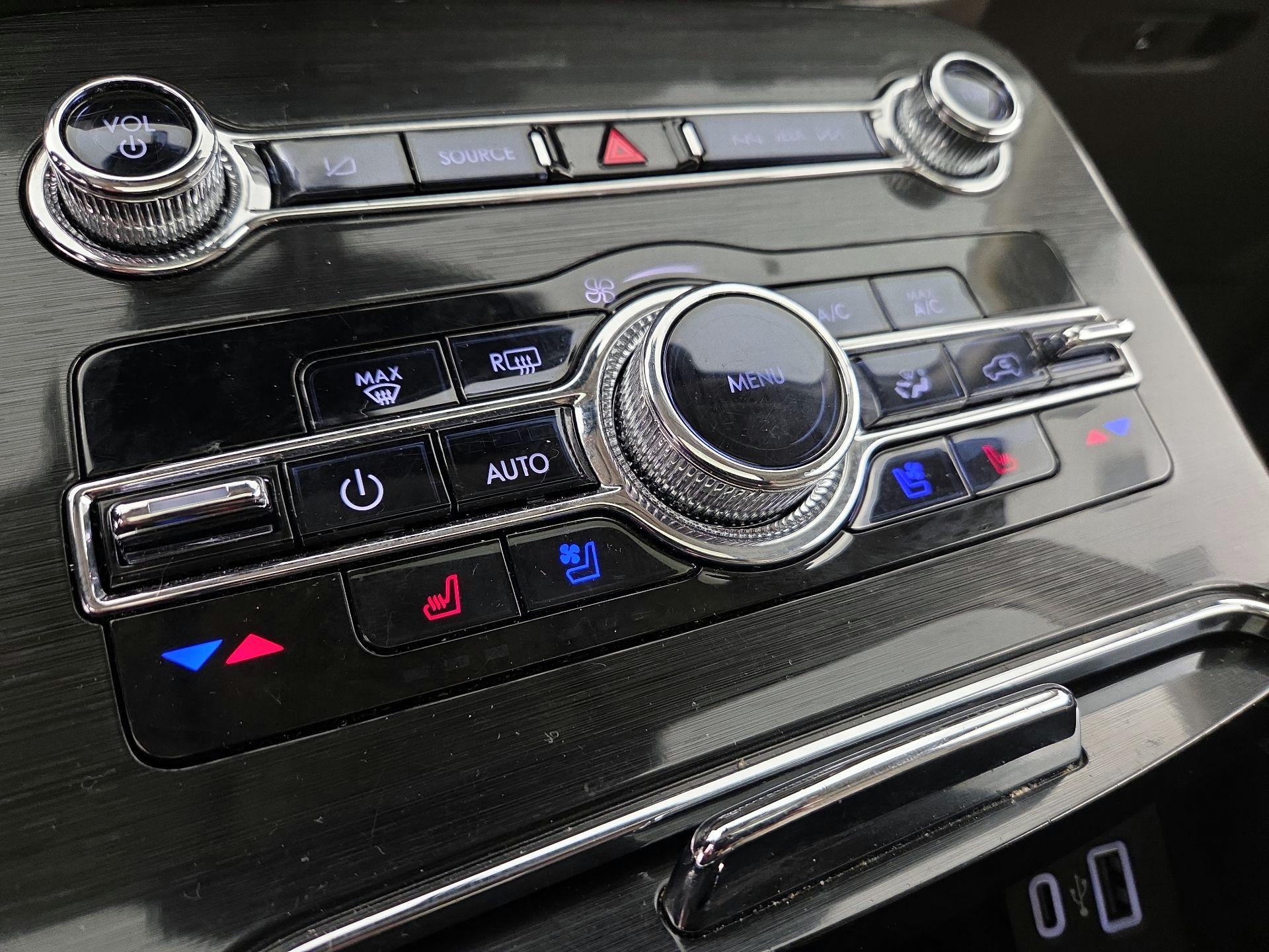 Thumbnail: 2023 Lincoln Nautilus - 17