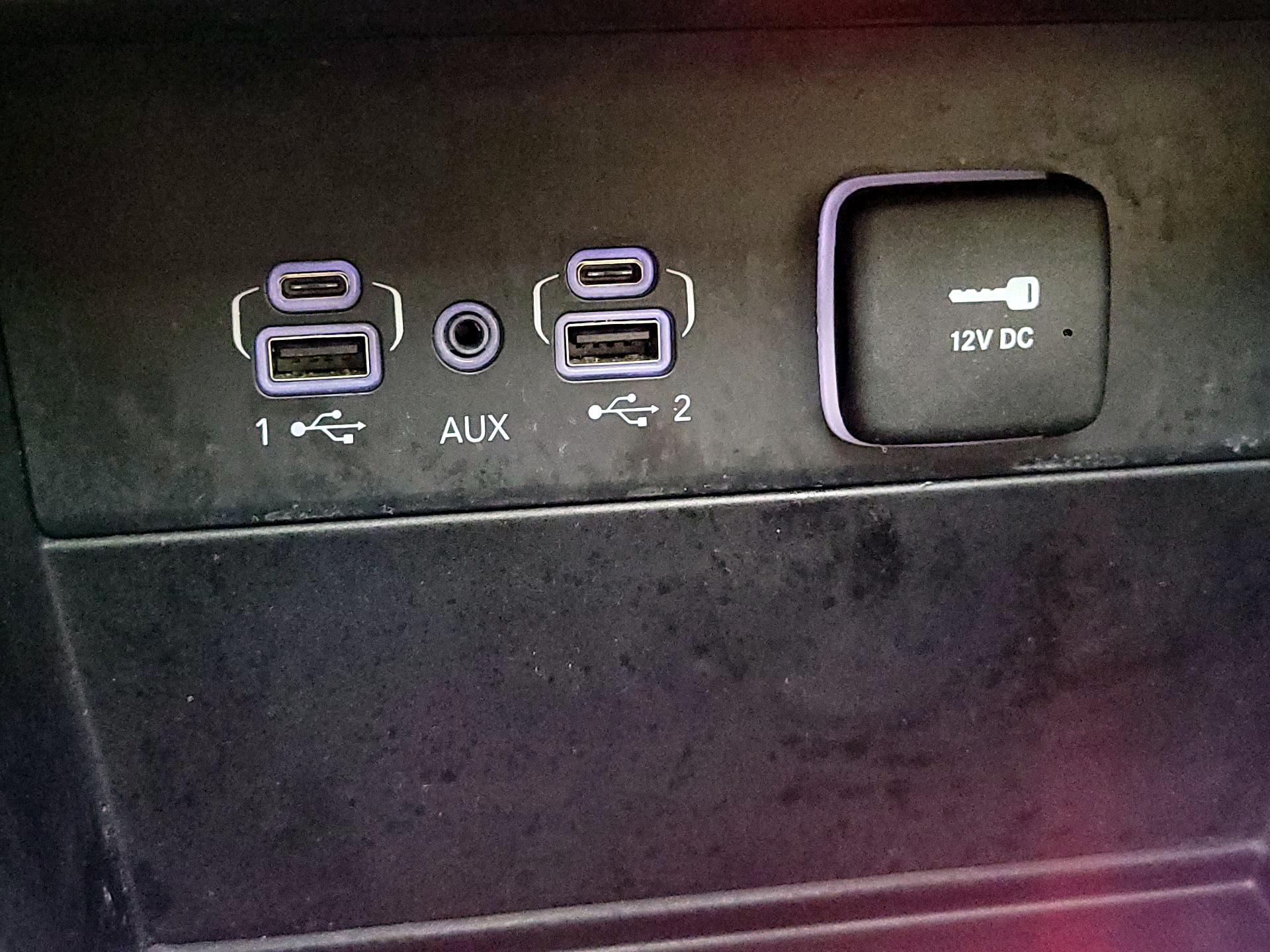 Thumbnail: 2023 Jeep Grand Cherokee - 17