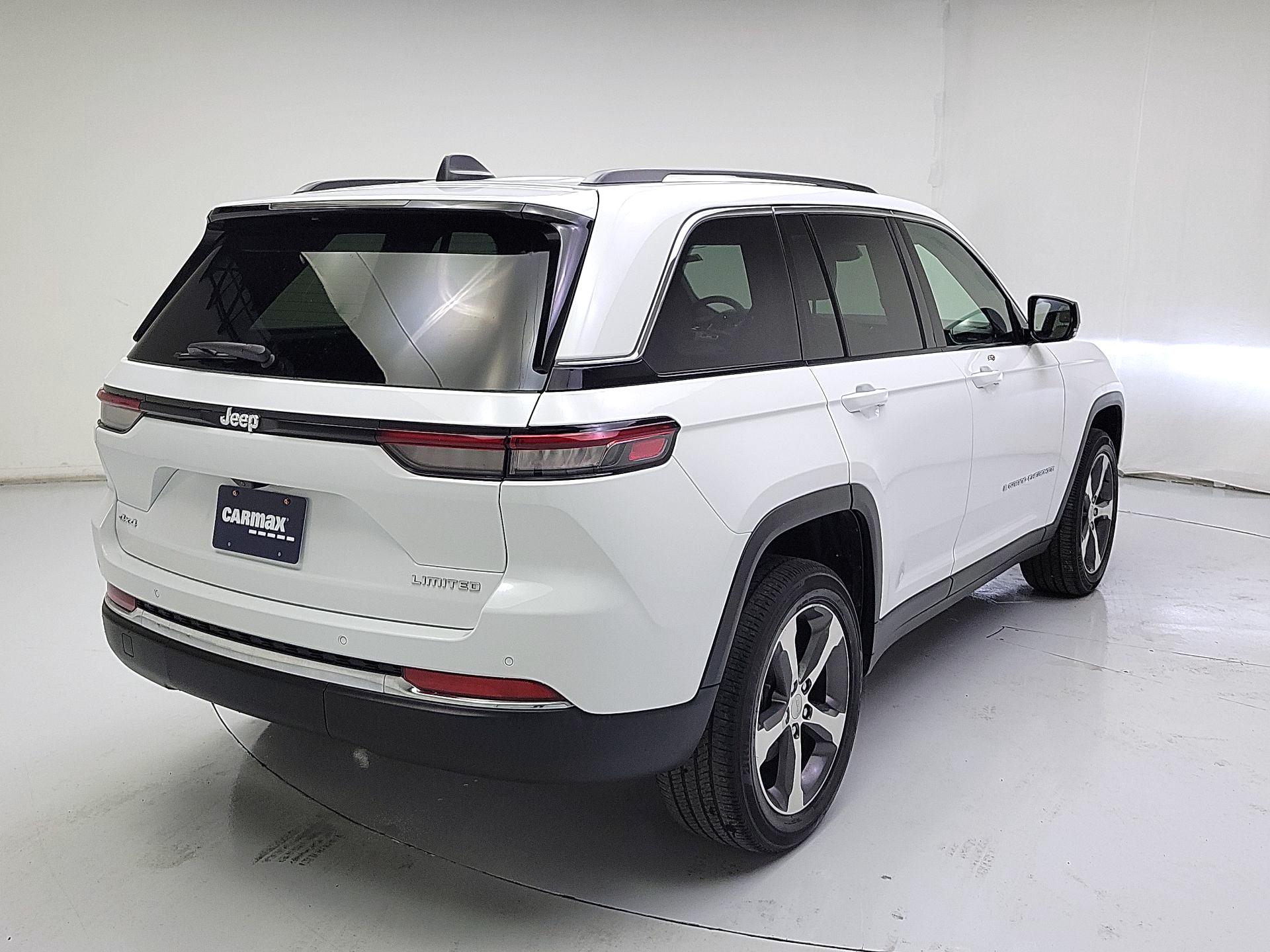 Thumbnail: 2023 Jeep Grand Cherokee - 5