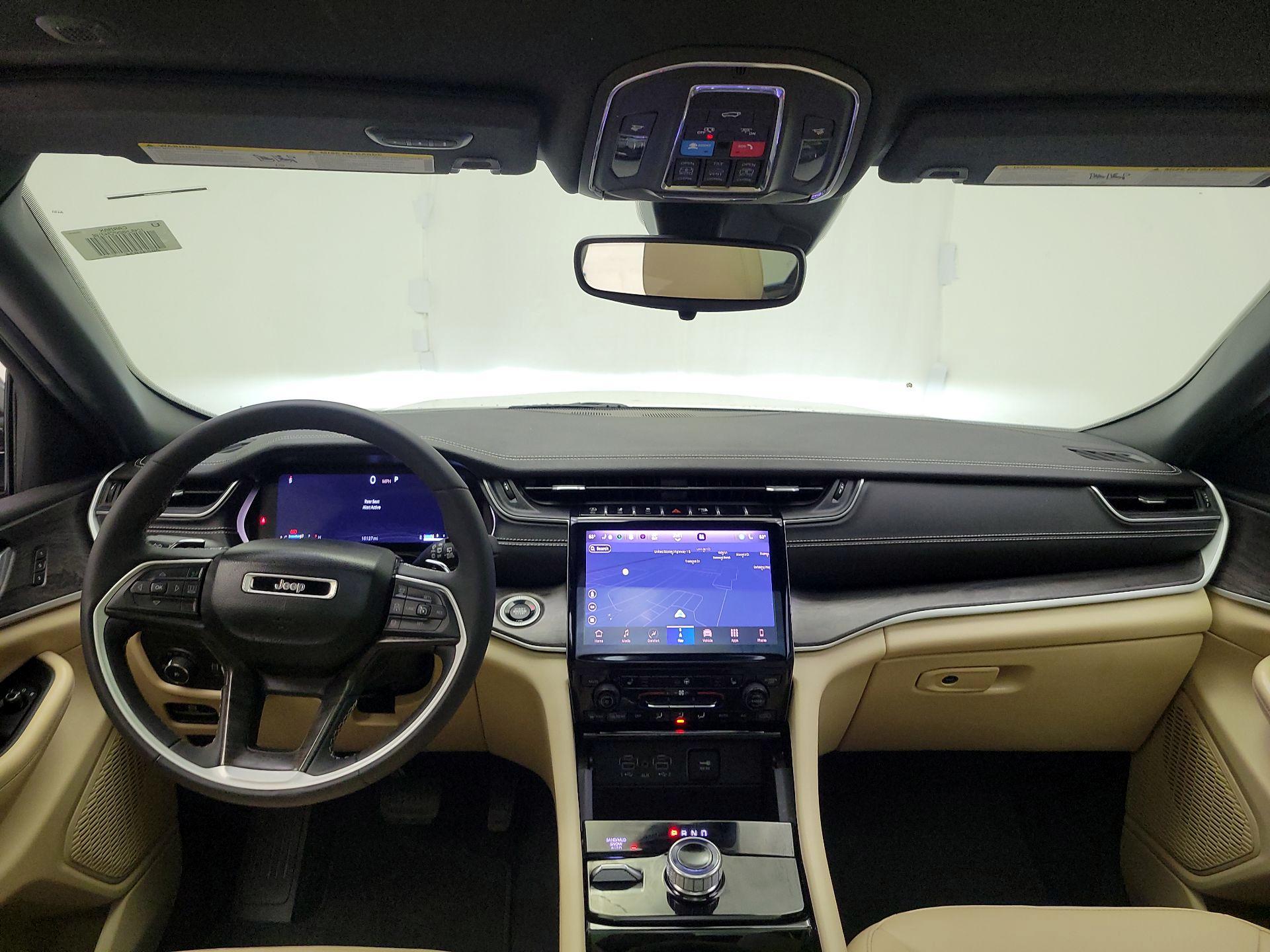 Thumbnail: 2023 Jeep Grand Cherokee - 8