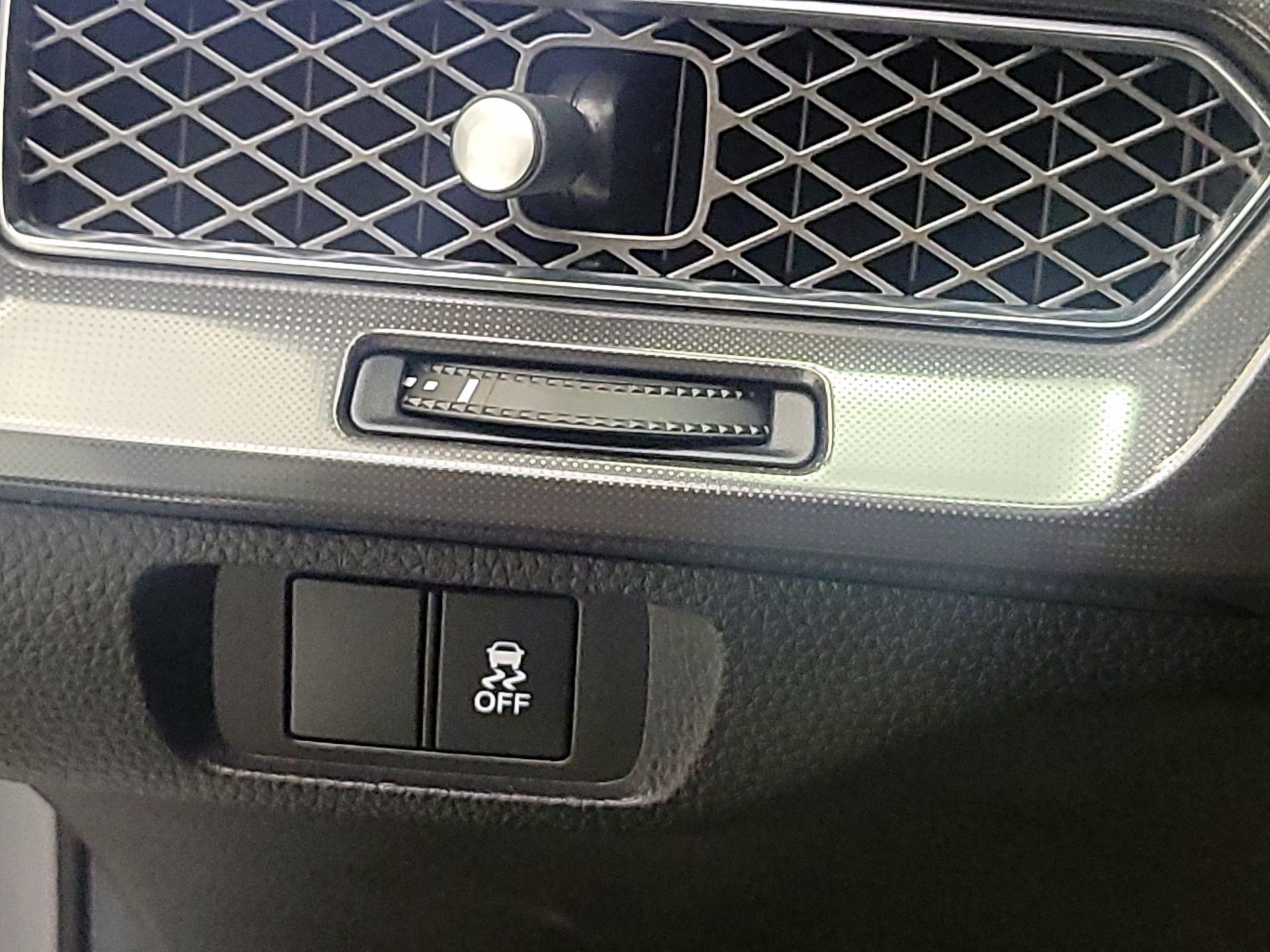 Thumbnail: 2025 Acura Integra - 11