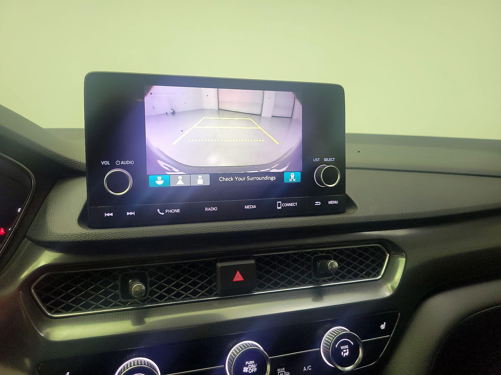 Thumbnail: 2025 Acura Integra - 12