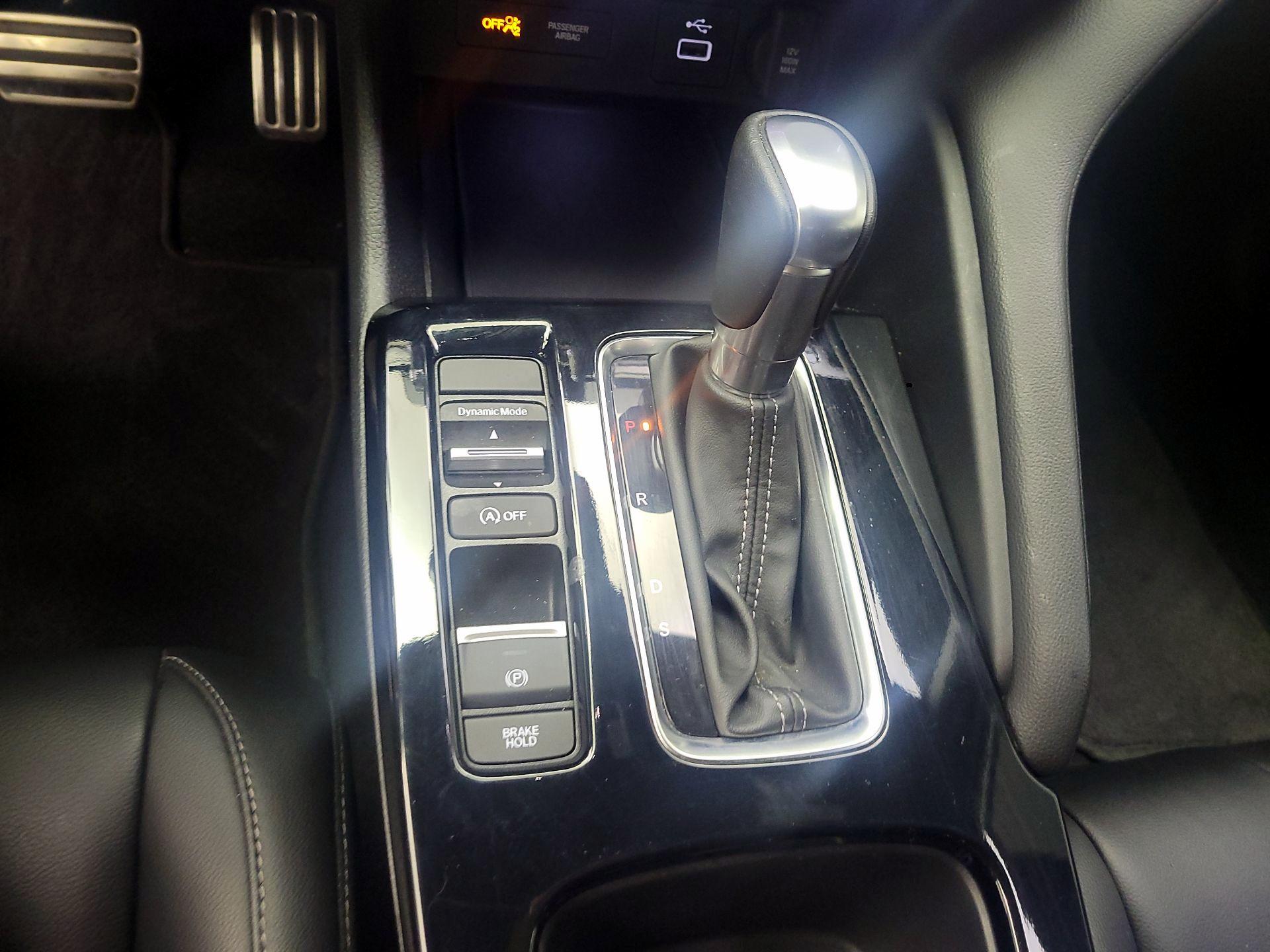 Thumbnail: 2025 Acura Integra - 15