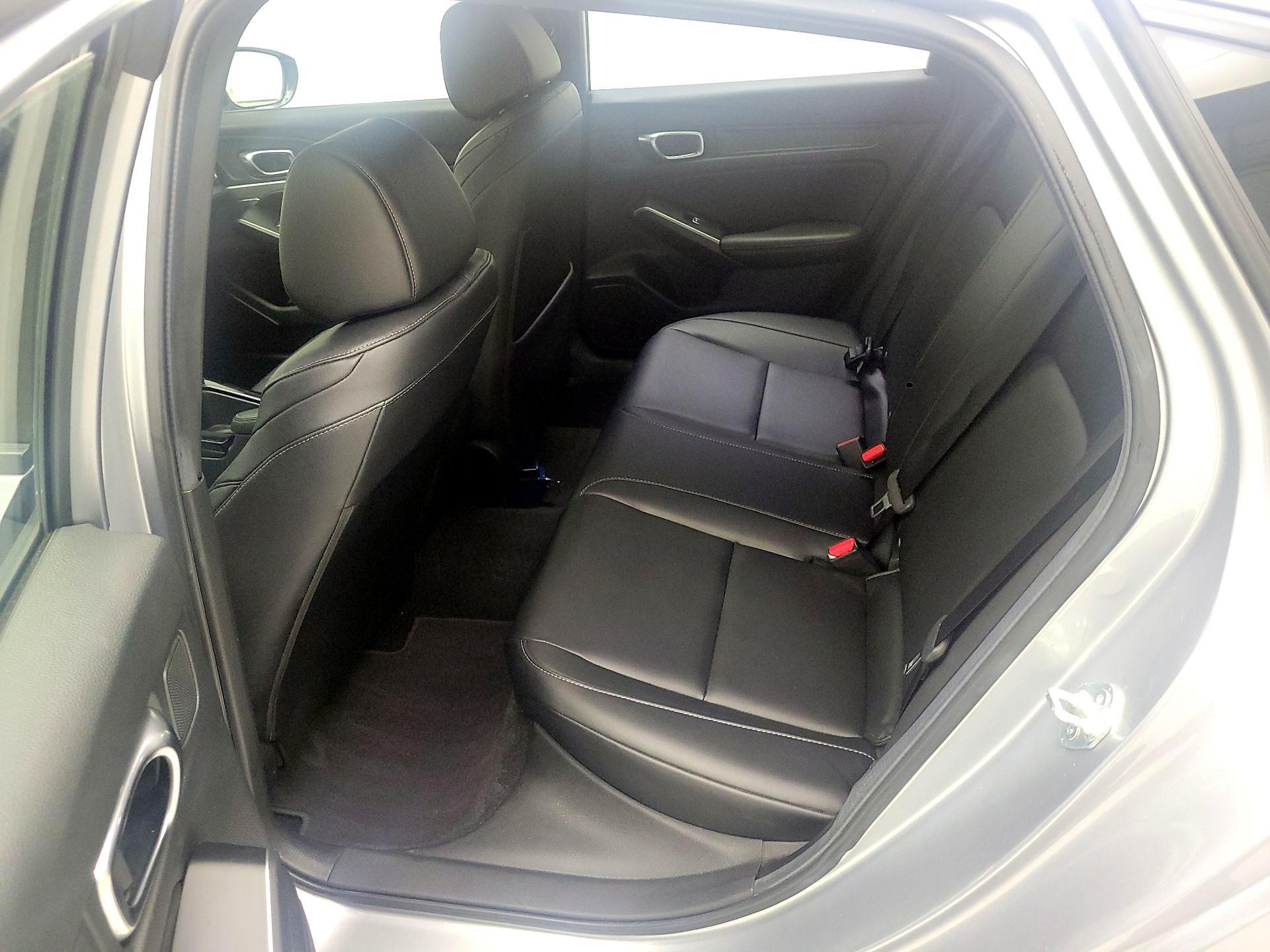 Thumbnail: 2025 Acura Integra - 18