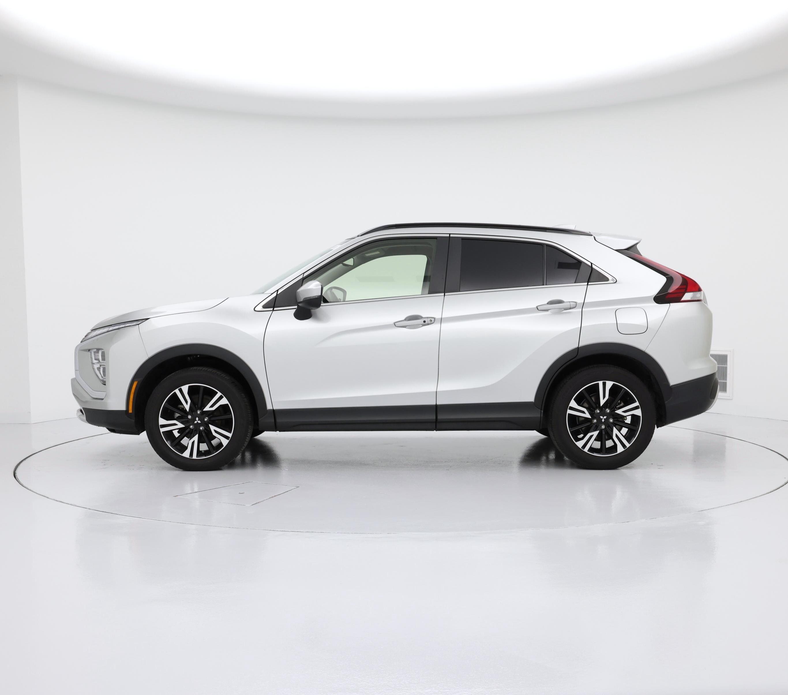 Thumbnail: 2024 Mitsubishi Eclipse Cross - 3