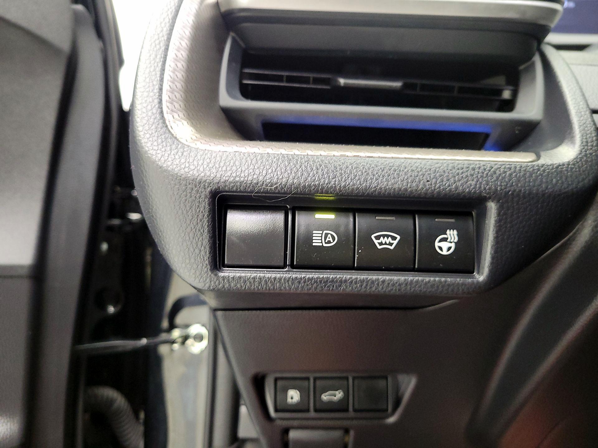 Thumbnail: 2024 Toyota Prius - 11