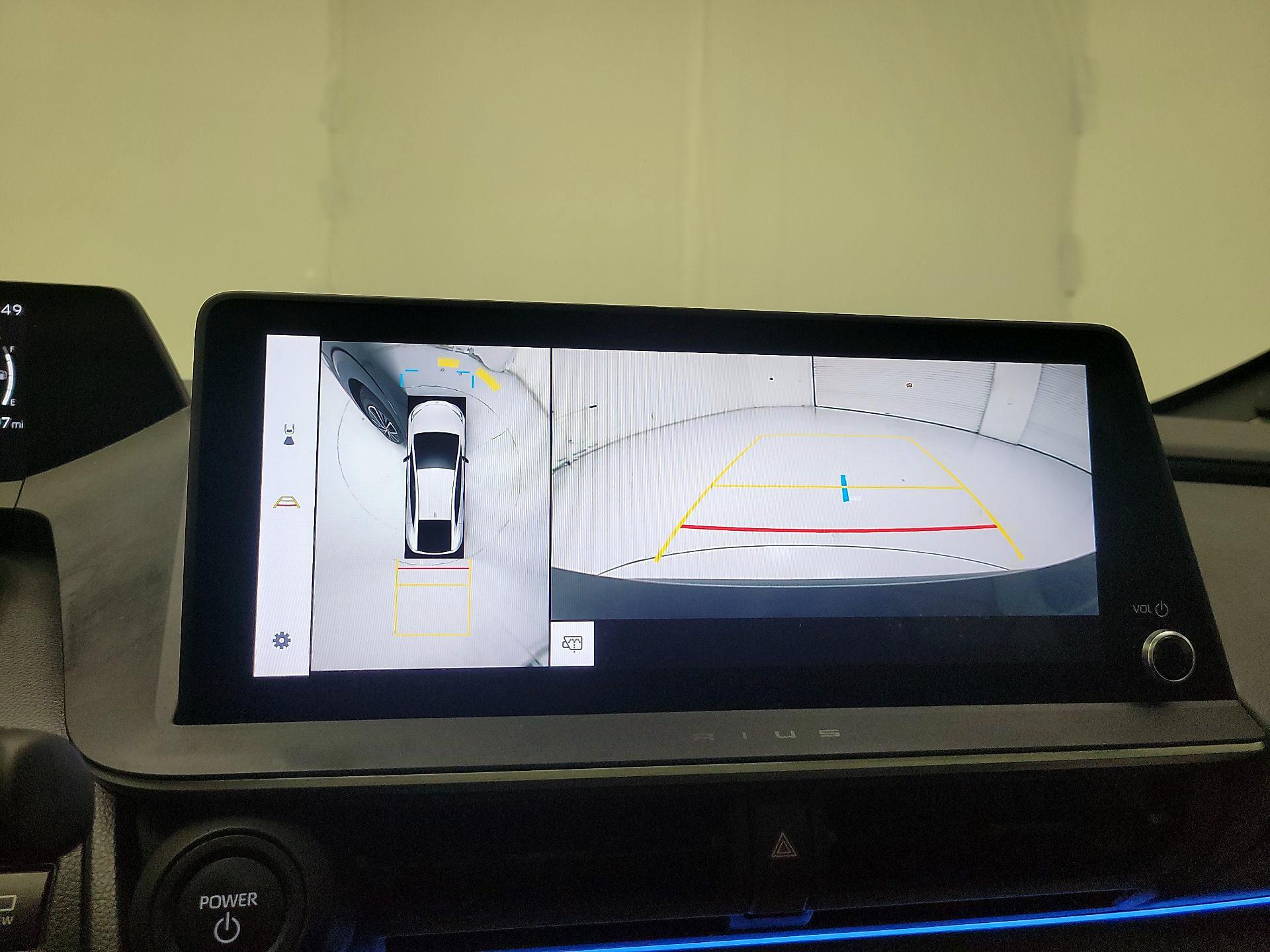 Thumbnail: 2024 Toyota Prius - 12