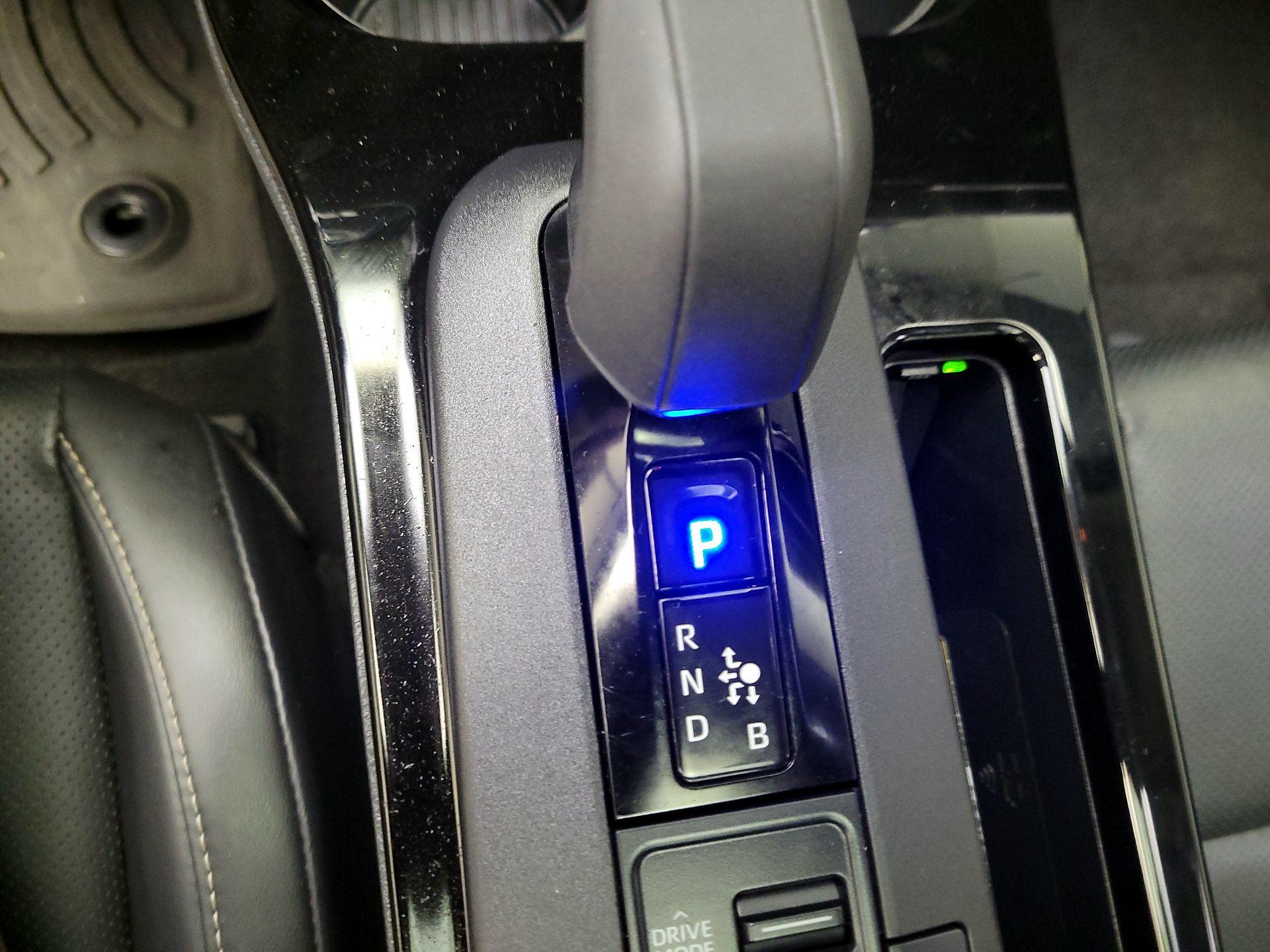 Thumbnail: 2024 Toyota Prius - 15