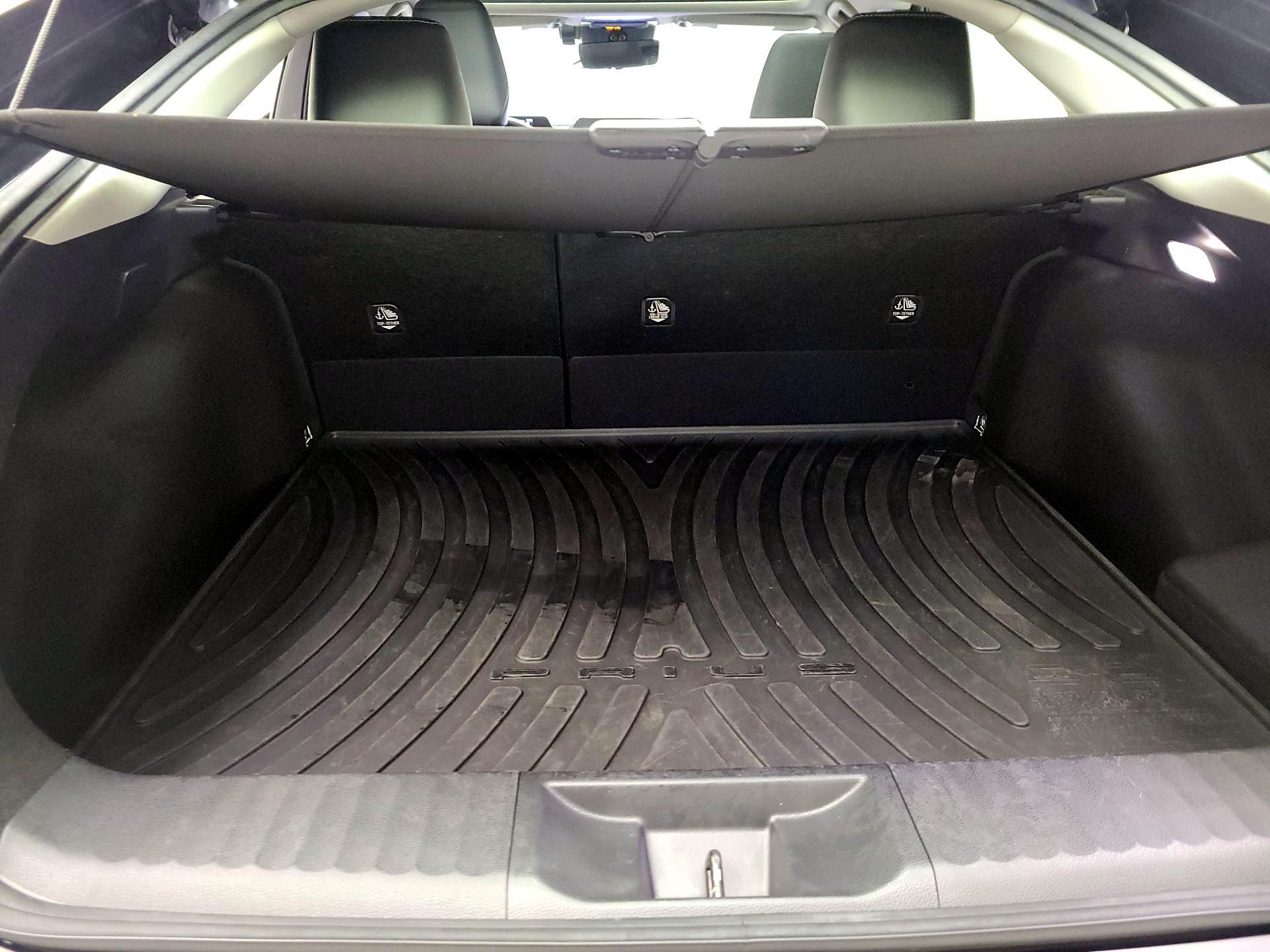 Thumbnail: 2024 Toyota Prius - 18