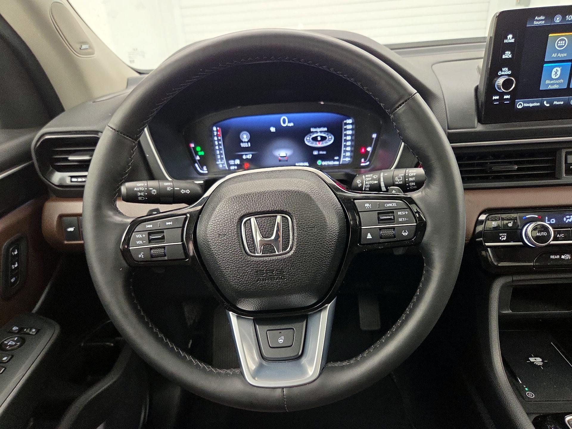 Thumbnail: 2025 Honda Pilot - 10