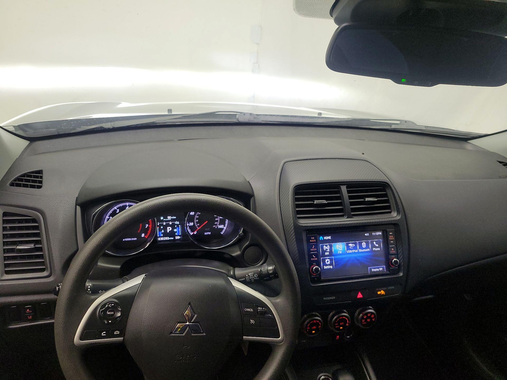 Thumbnail: 2023 Mitsubishi Outlander Sport - 8