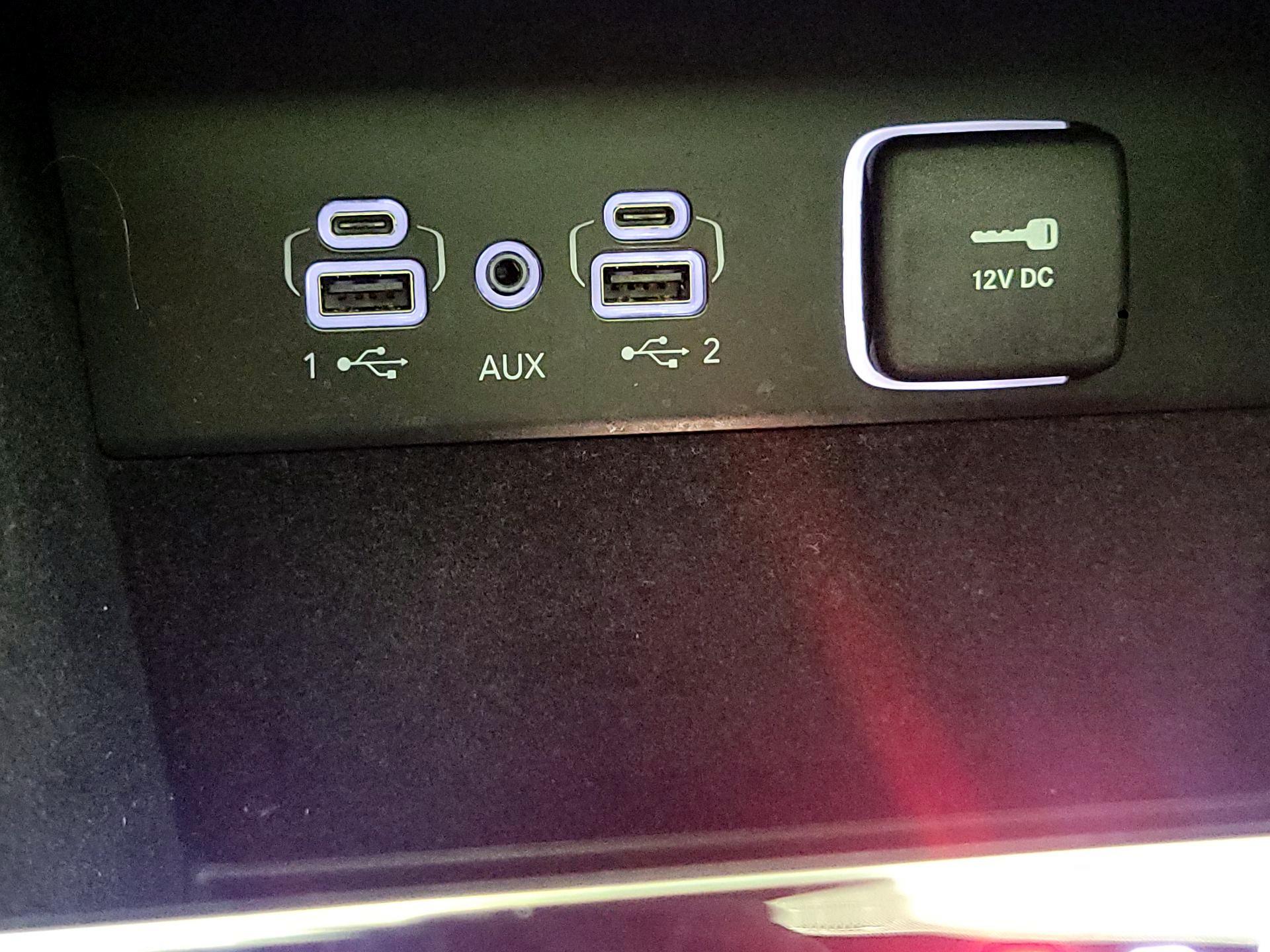 Thumbnail: 2023 Jeep Grand Cherokee L - 17