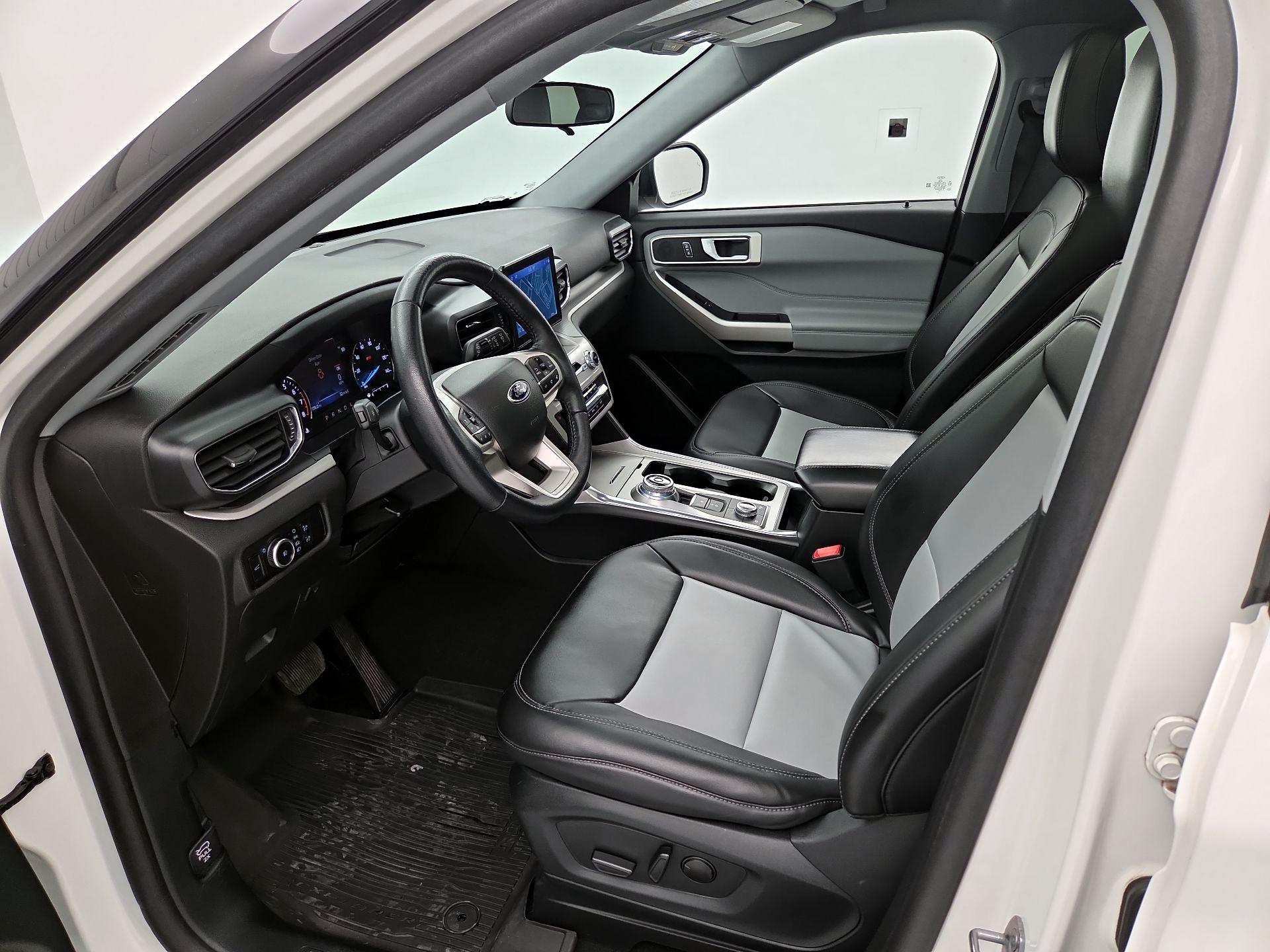 Thumbnail: 2023 Ford Explorer - 11