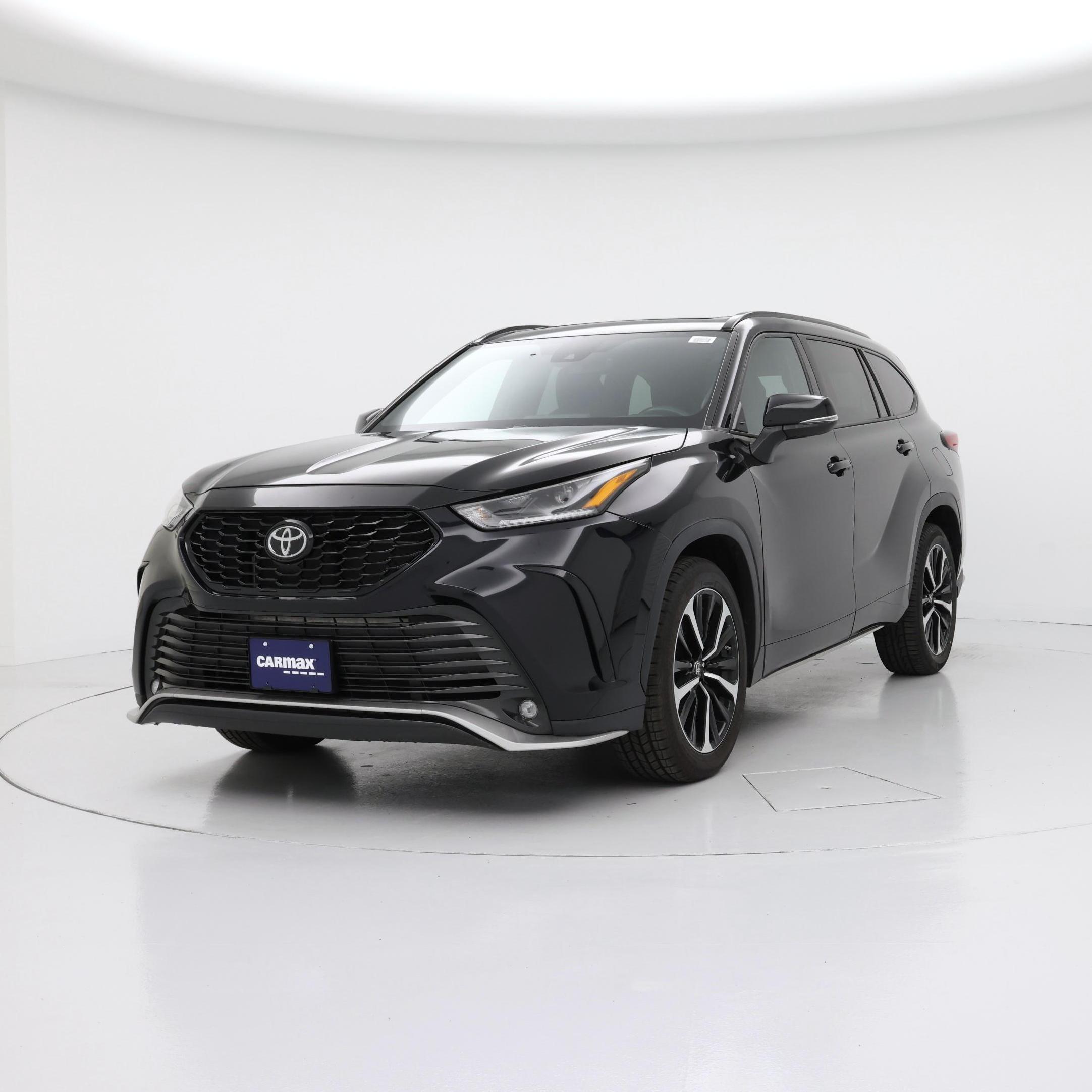Thumbnail: 2022 Toyota Highlander - 4