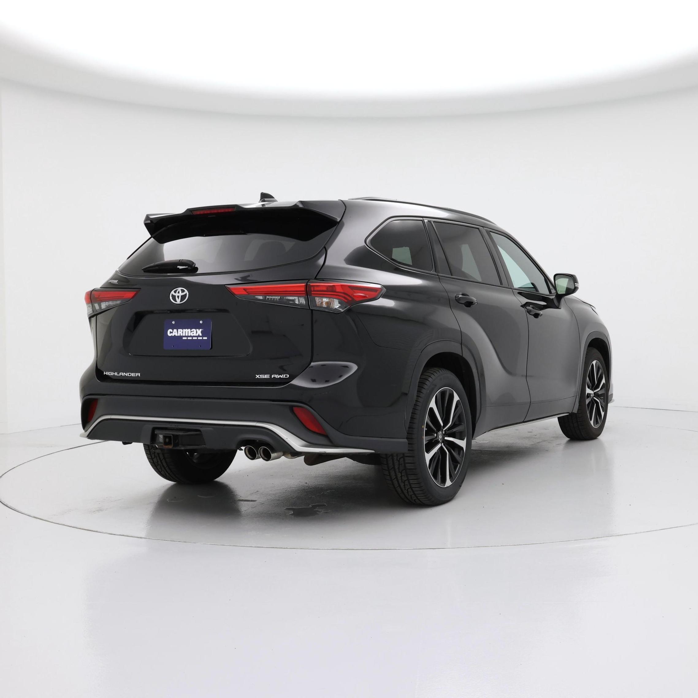 Thumbnail: 2022 Toyota Highlander - 8