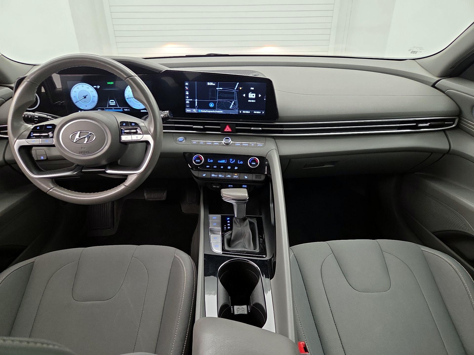 Thumbnail: 2023 Hyundai Elantra - 9