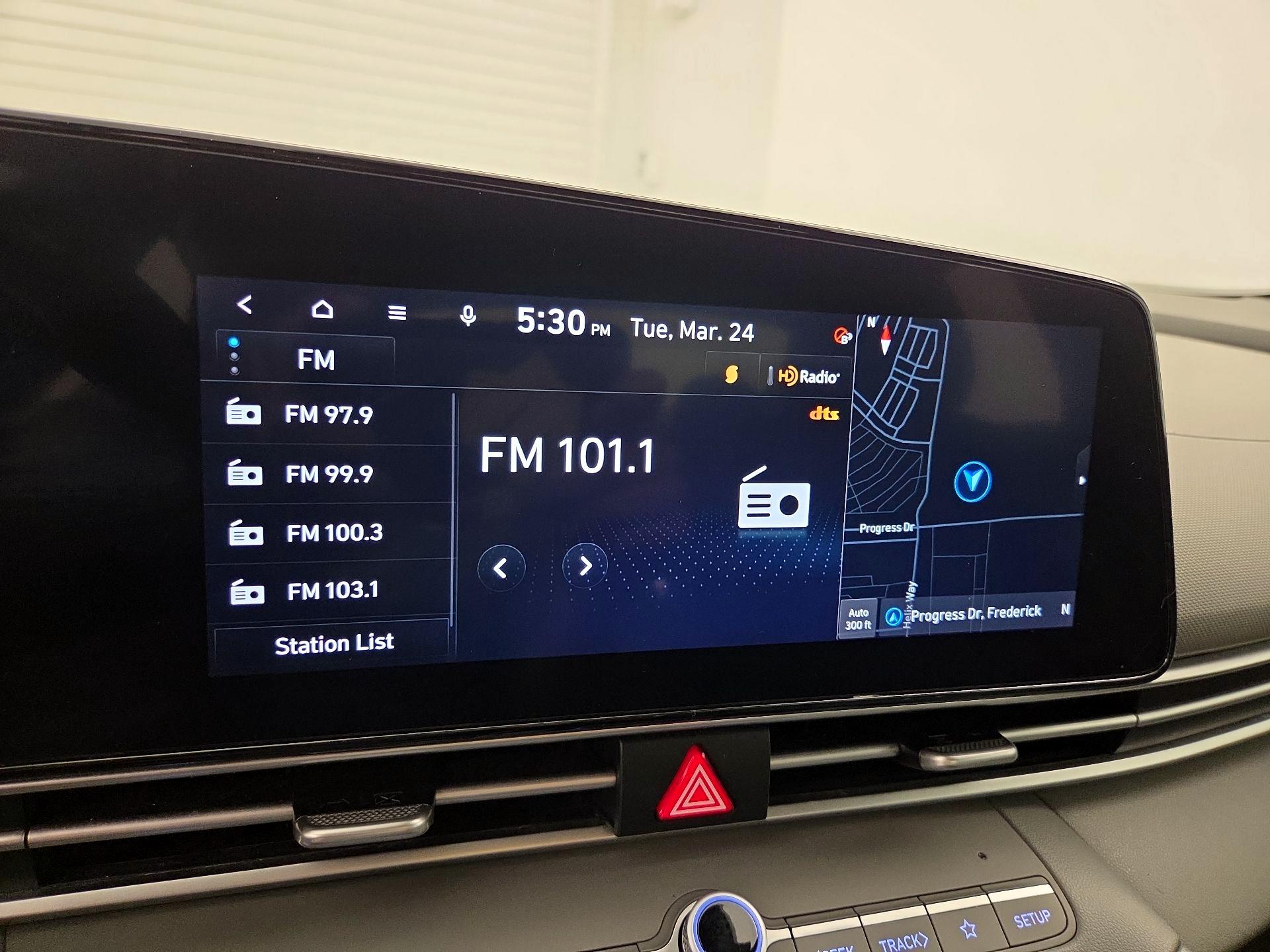 Thumbnail: 2023 Hyundai Elantra - 16
