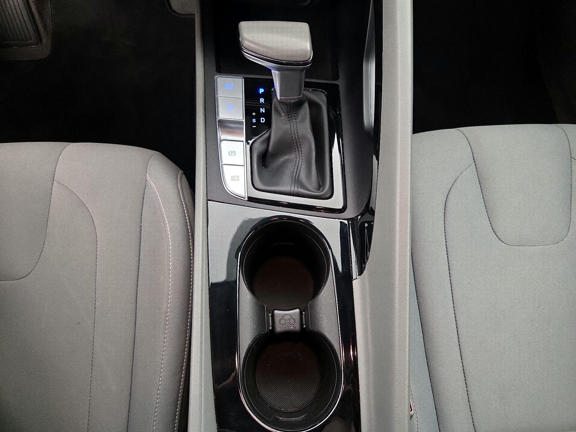 Thumbnail: 2023 Hyundai Elantra - 18