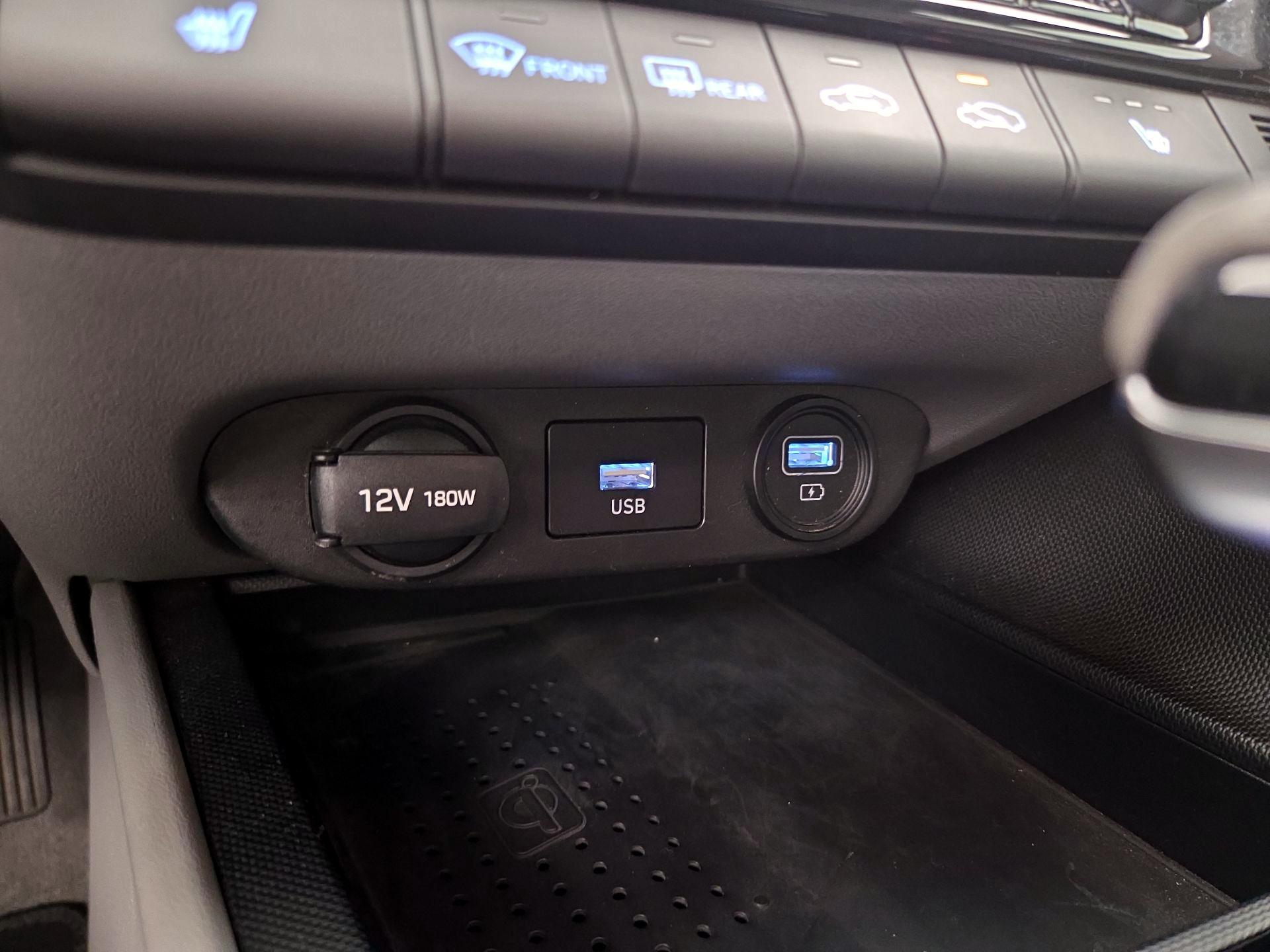 Thumbnail: 2023 Hyundai Elantra - 19