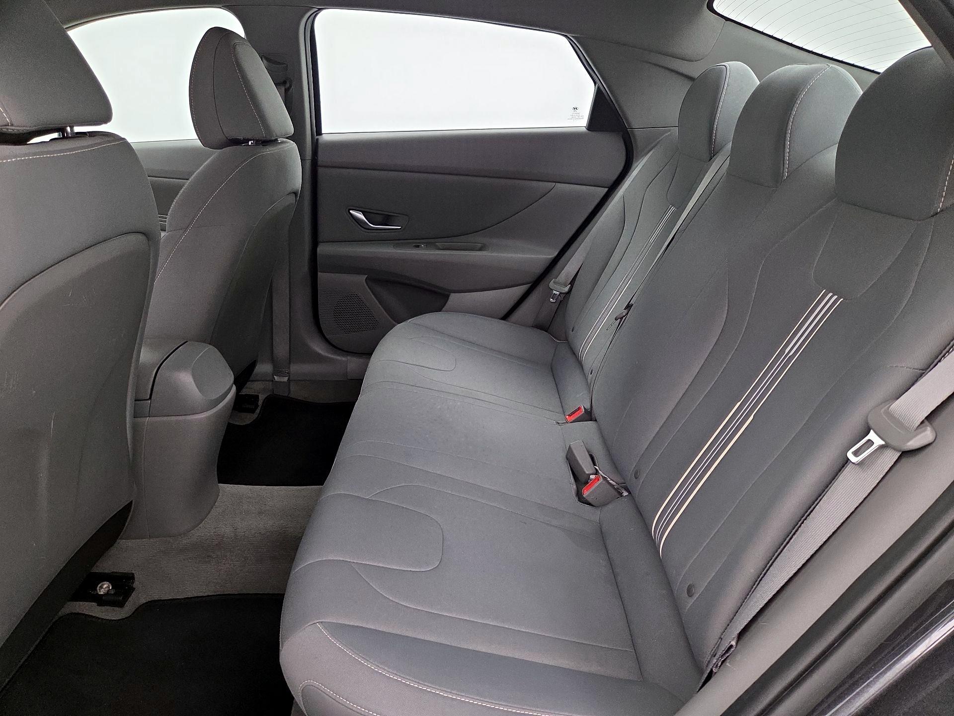 Thumbnail: 2023 Hyundai Elantra - 20