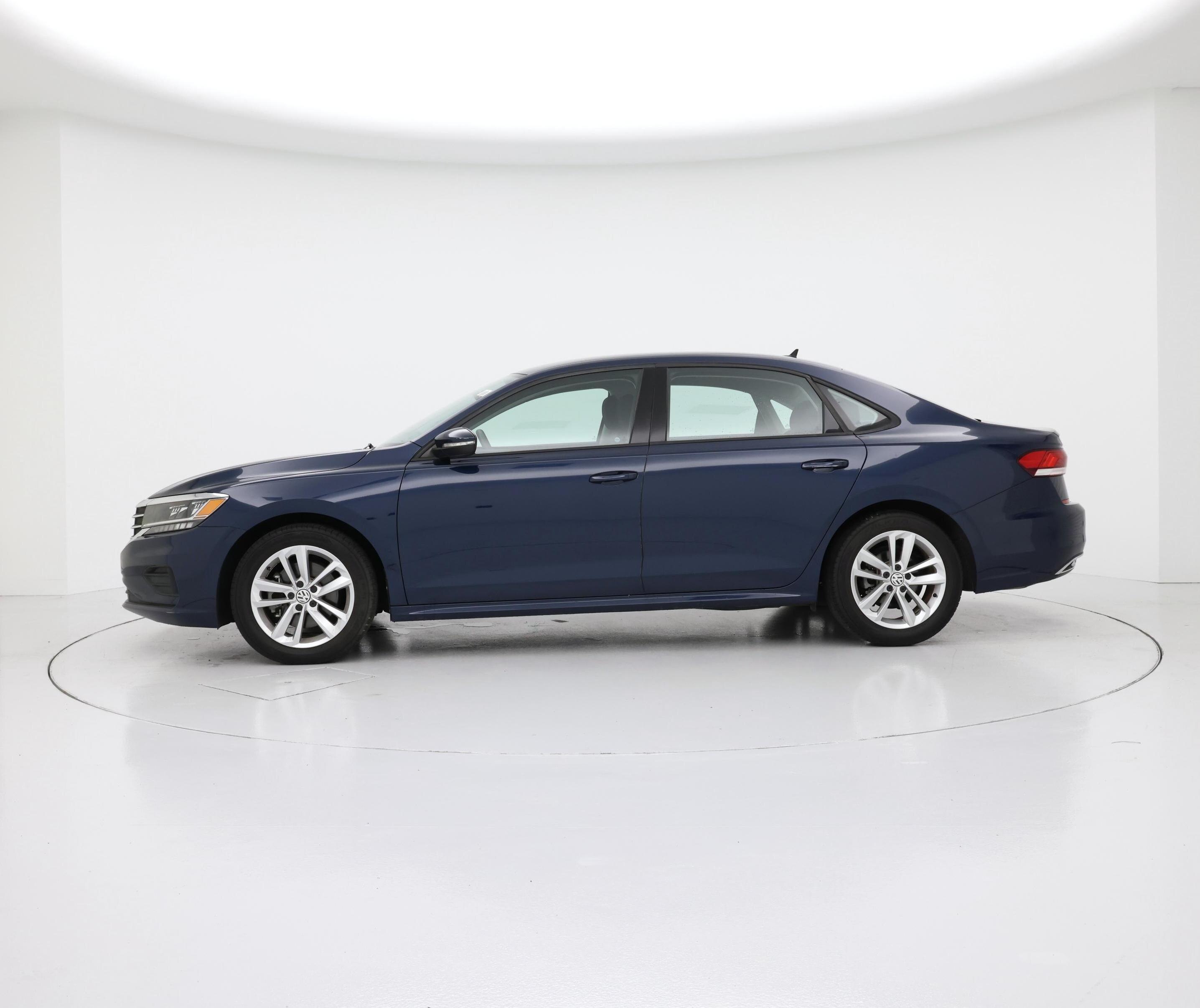 Thumbnail: 2020 Volkswagen Passat - 3