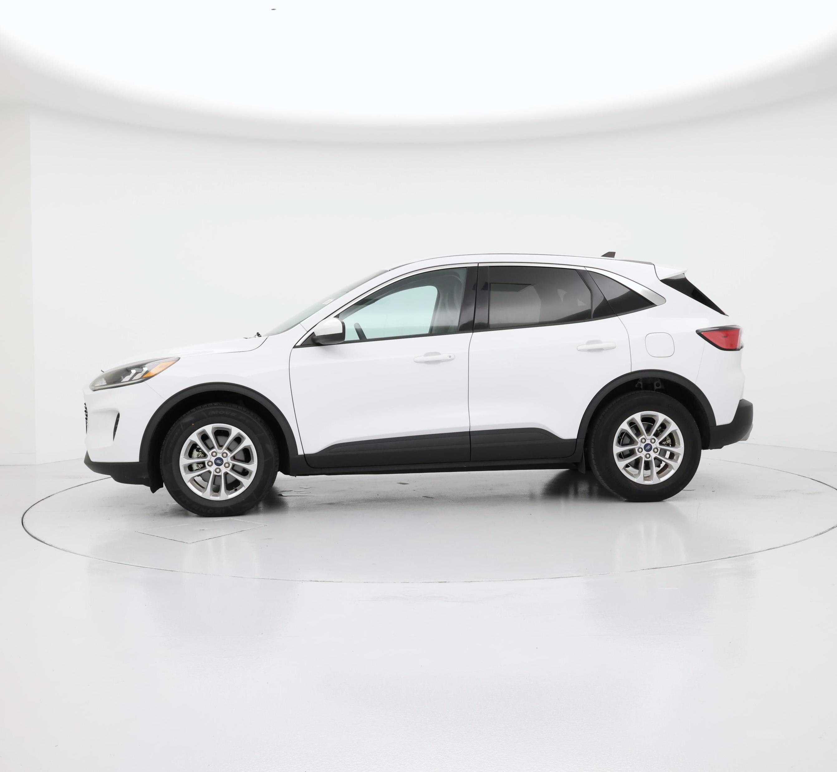 Thumbnail: 2020 Ford Escape - 3