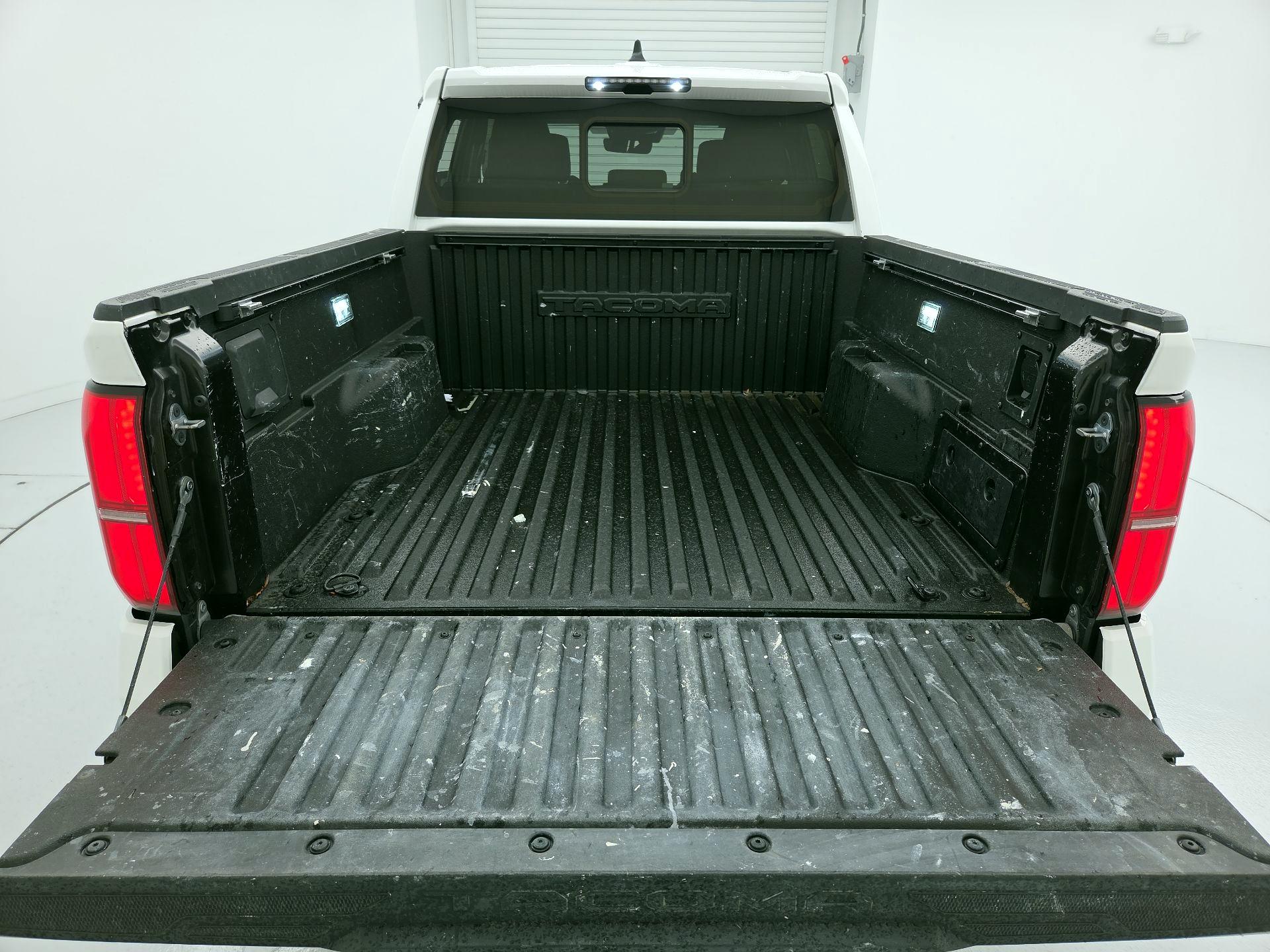 Thumbnail: 2024 Toyota Tacoma - 20