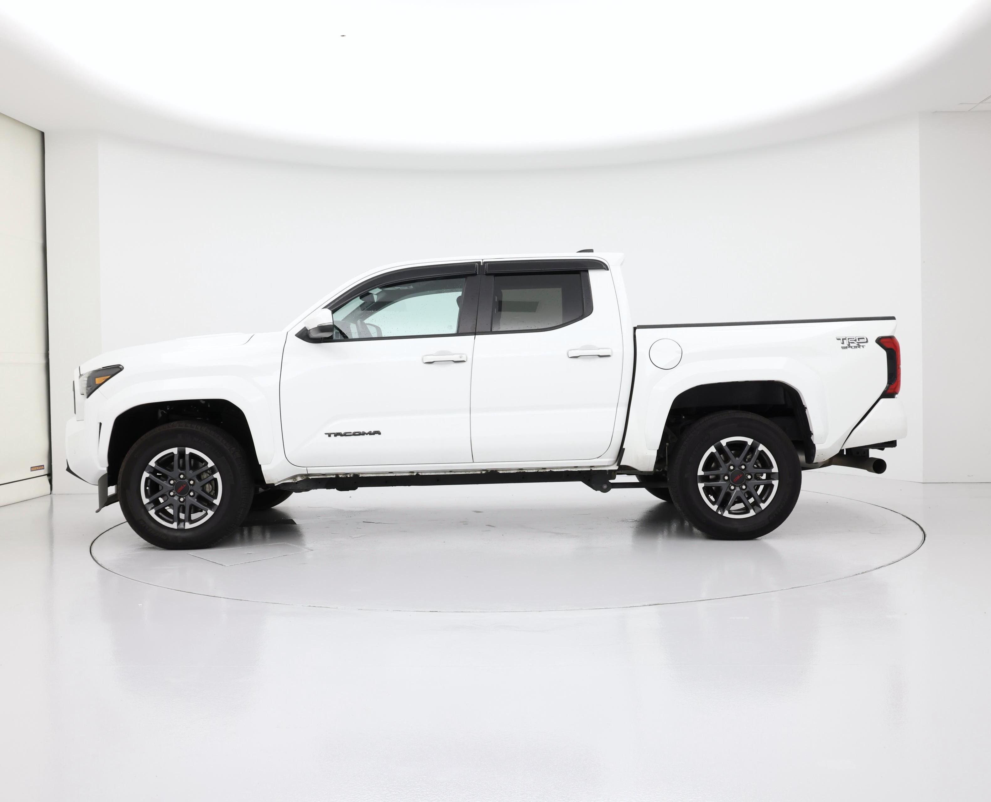 Thumbnail: 2024 Toyota Tacoma - 3