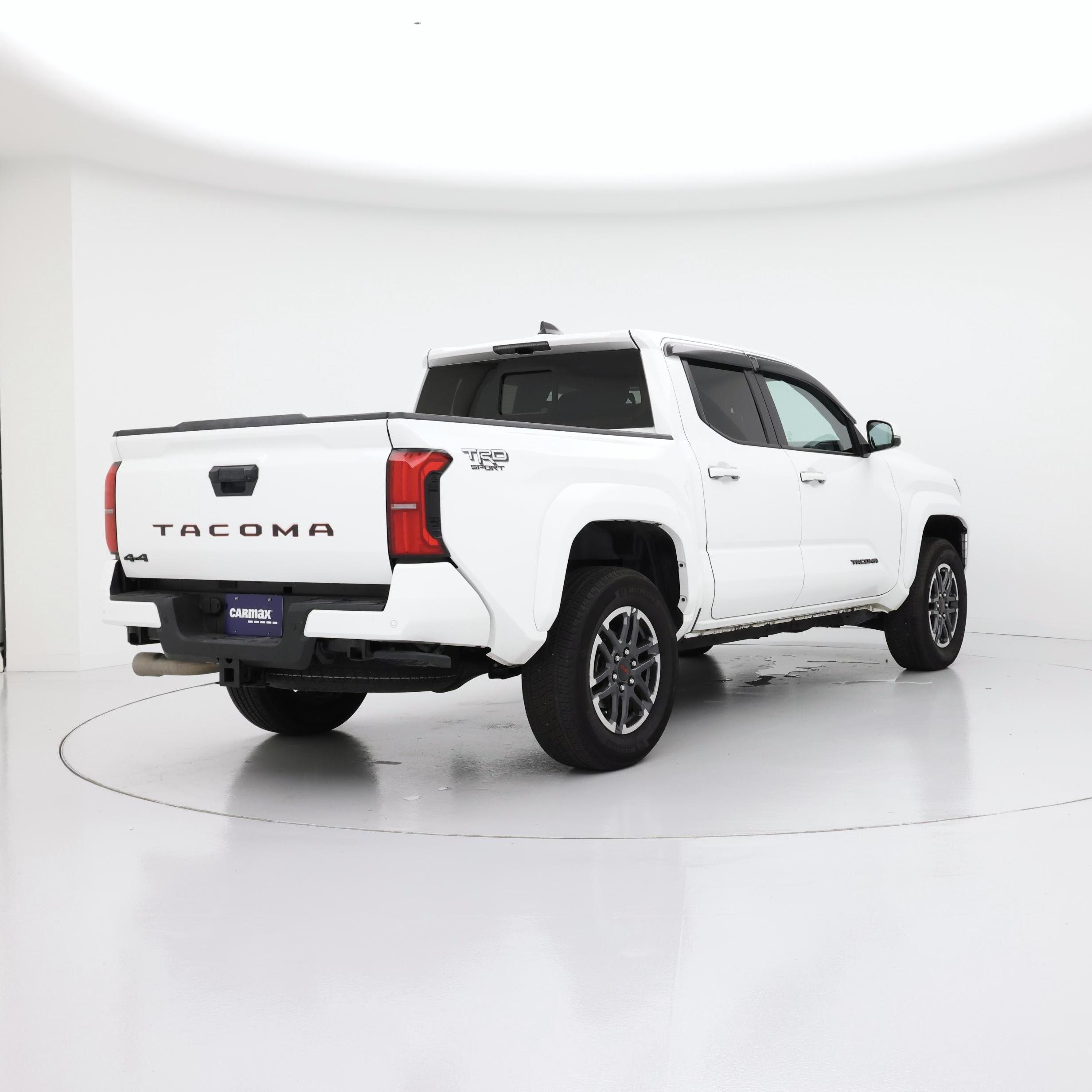 Thumbnail: 2024 Toyota Tacoma - 8