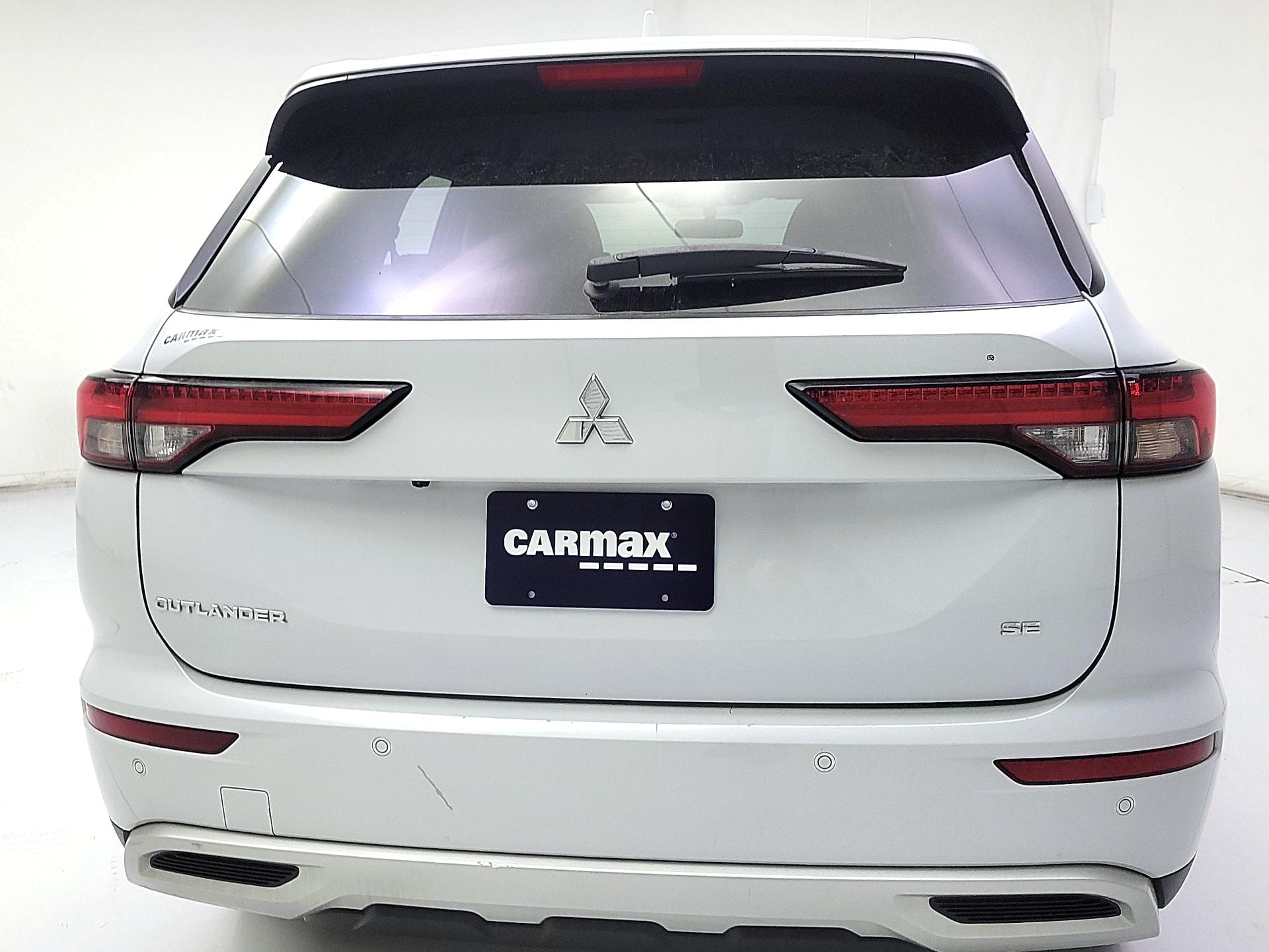 Thumbnail: 2024 Mitsubishi Outlander - 6