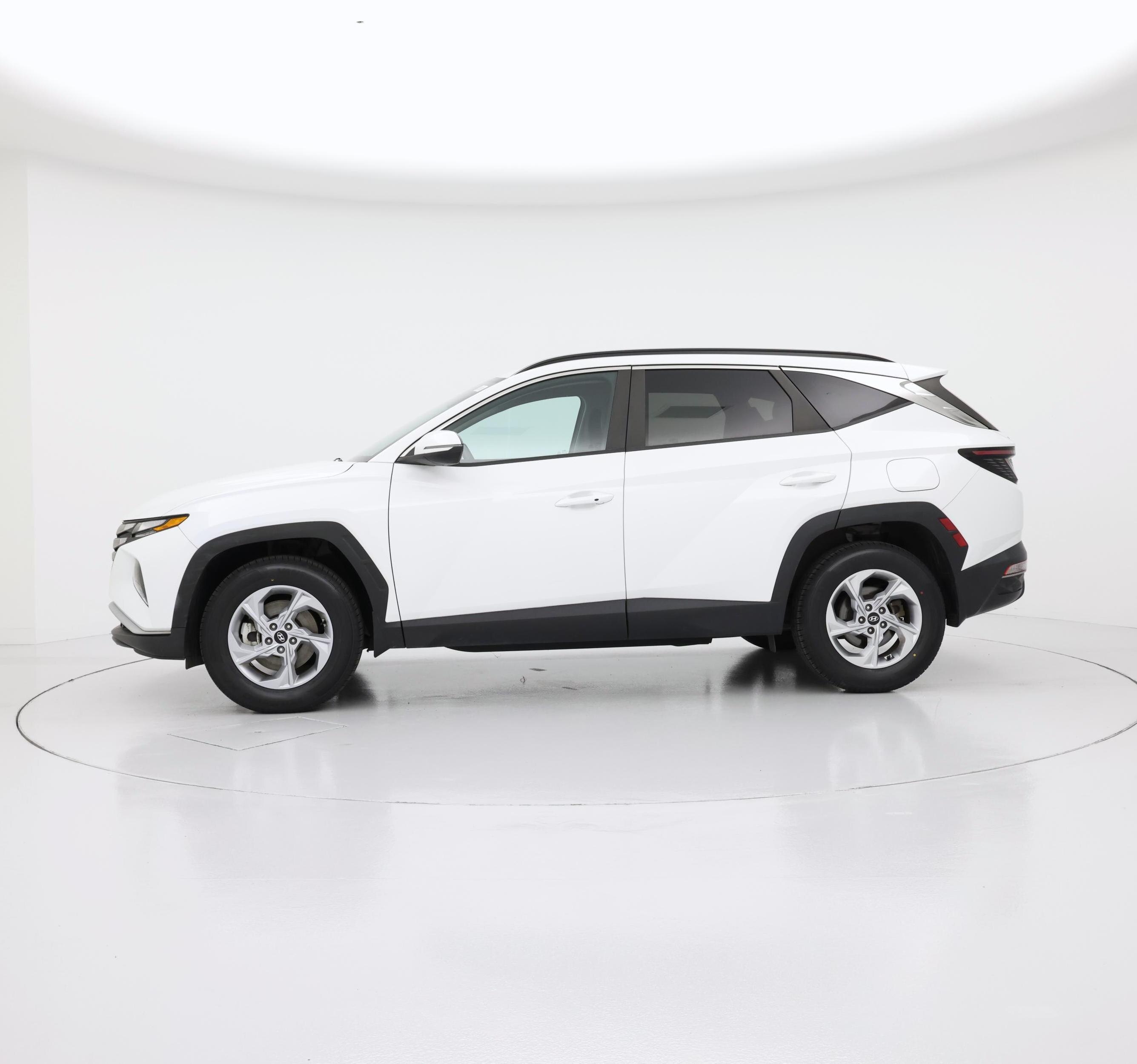 Thumbnail: 2022 Hyundai Tucson - 3