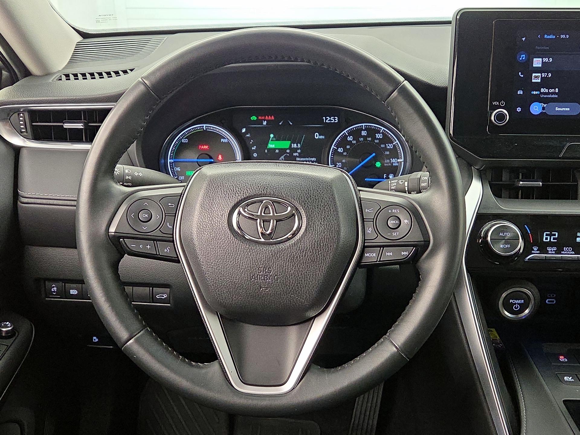 Thumbnail: 2024 Toyota Venza - 10