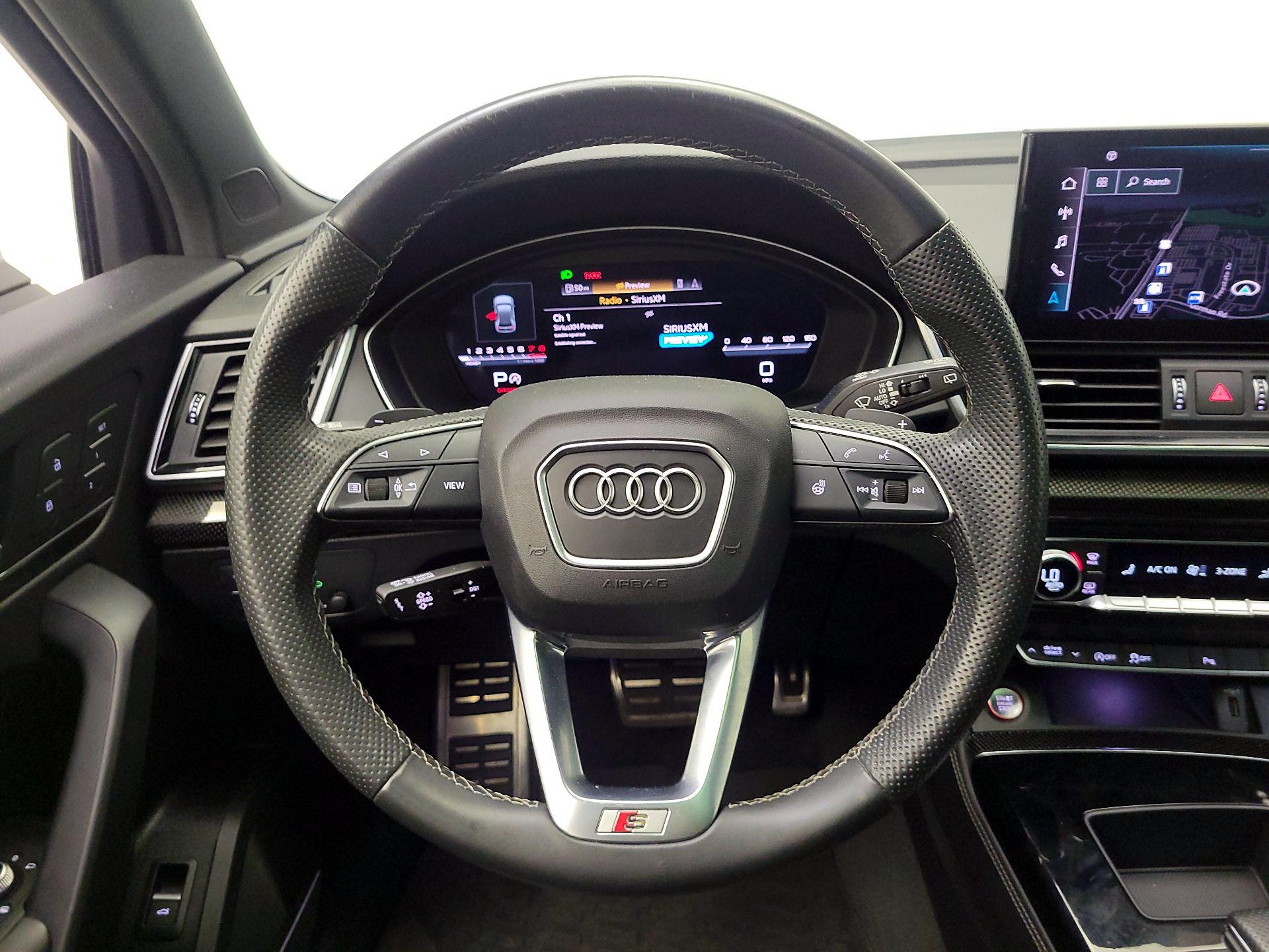 Thumbnail: 2022 Audi SQ5 - 10