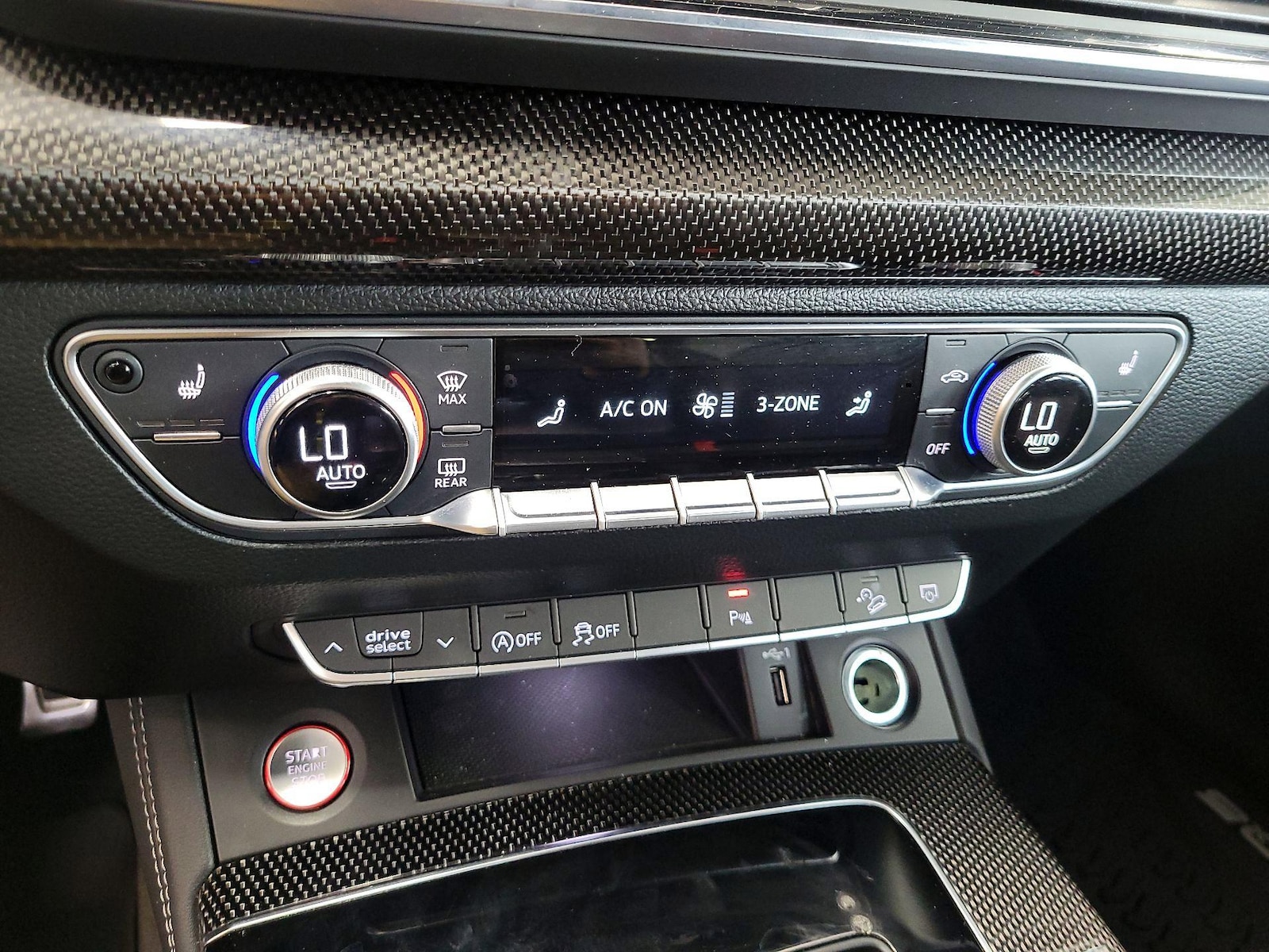 2022 Audi SQ5 Premium Plus - Photo 18