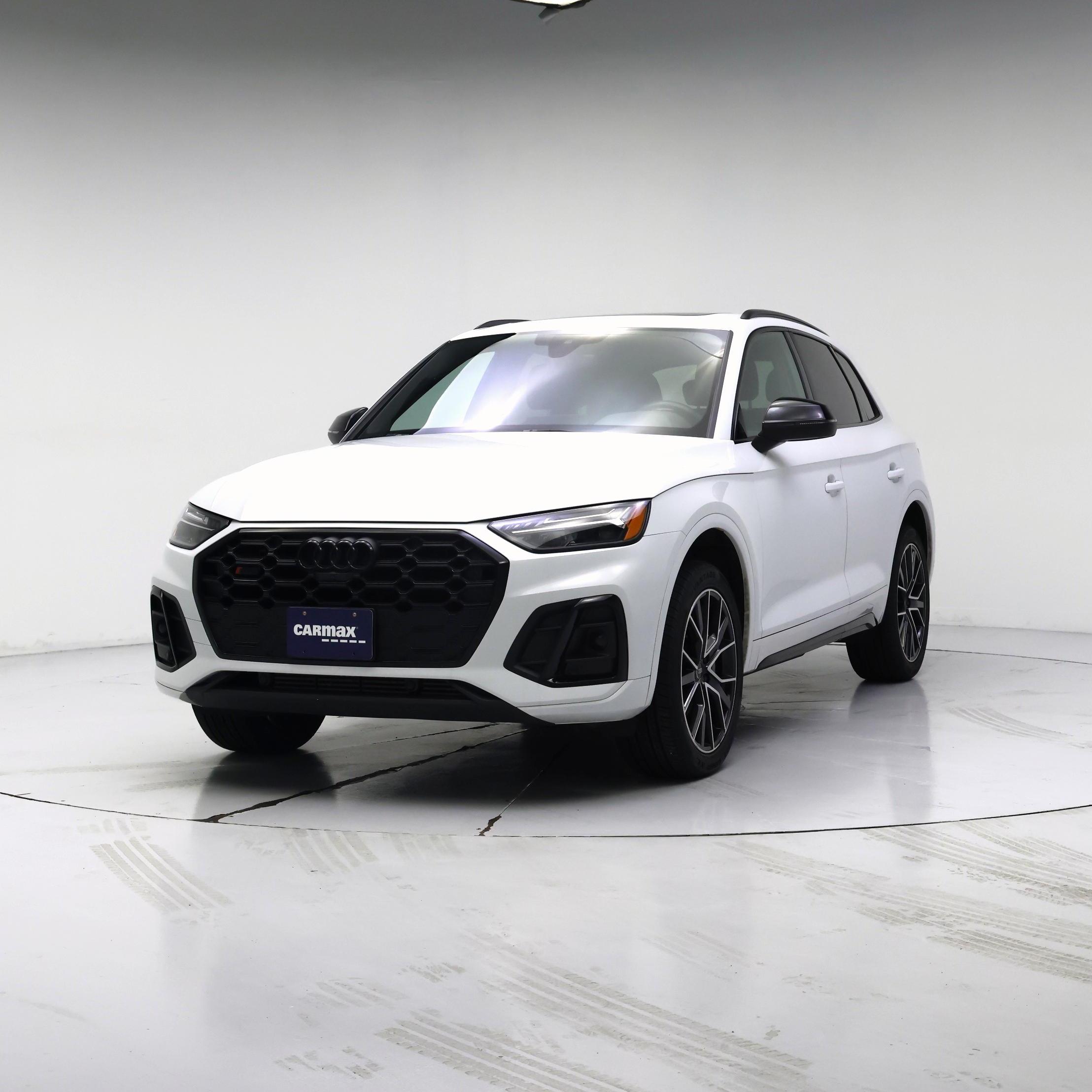 Thumbnail: 2022 Audi SQ5 - 4