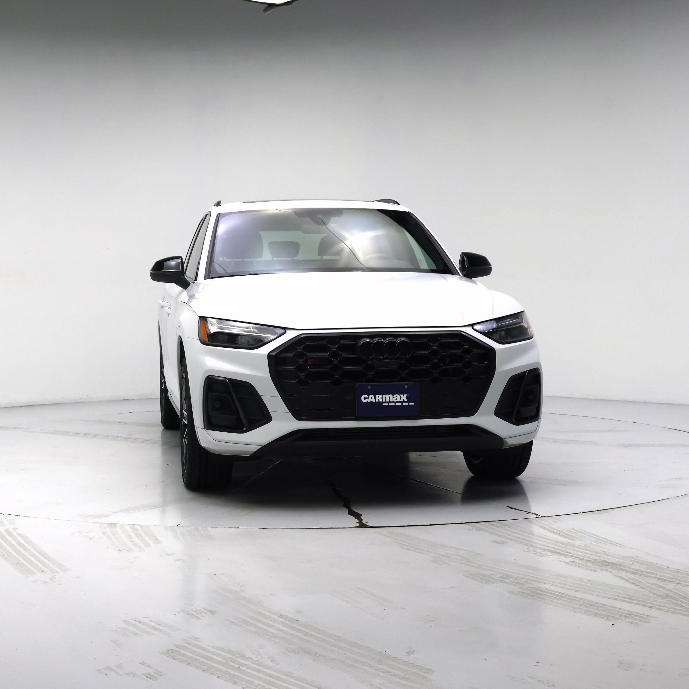 Thumbnail: 2022 Audi SQ5 - 5