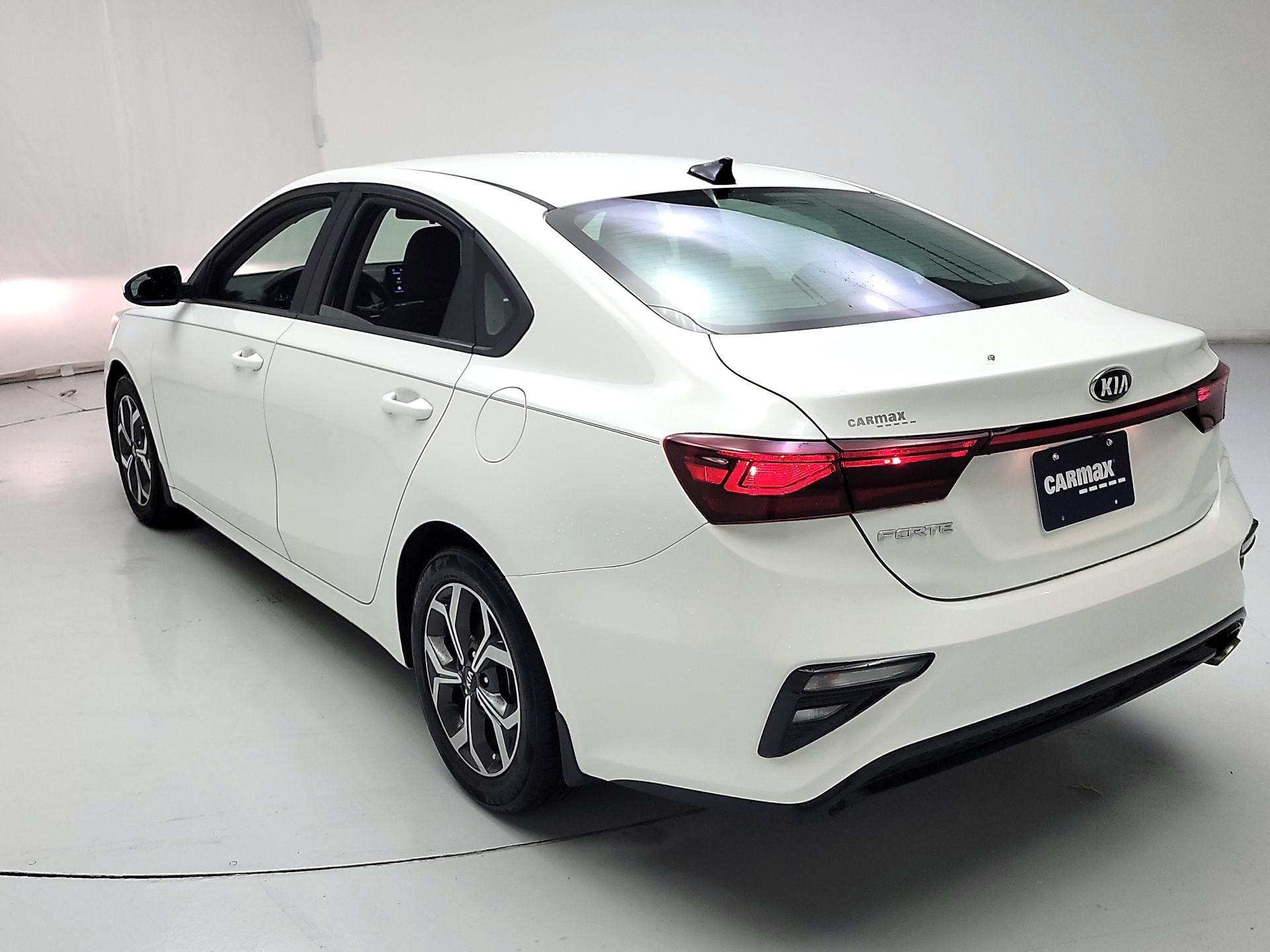 Thumbnail: 2019 Kia Forte - 7
