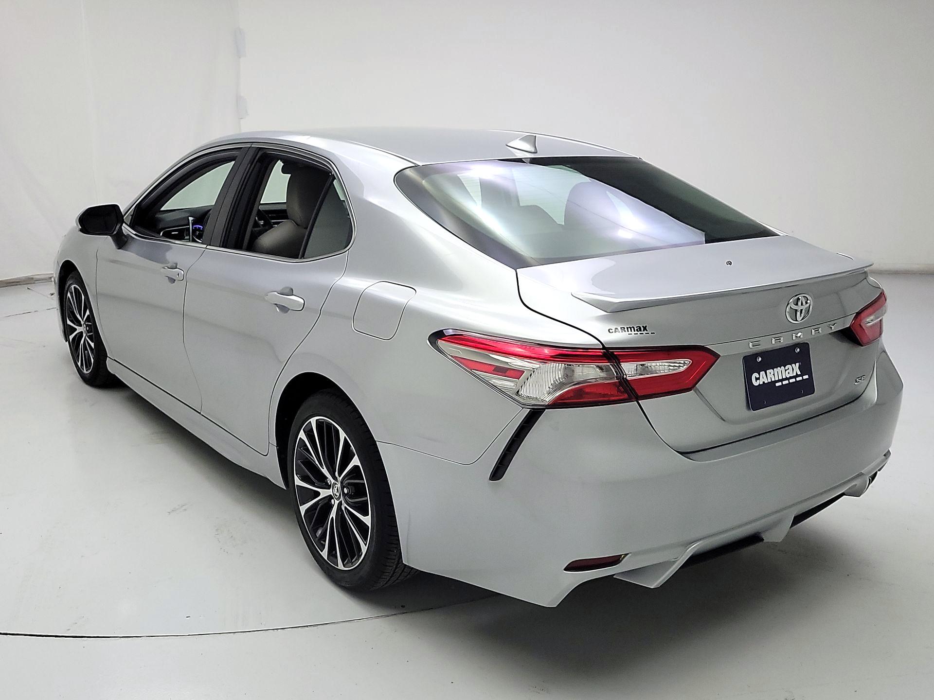 Thumbnail: 2019 Toyota Camry - 7