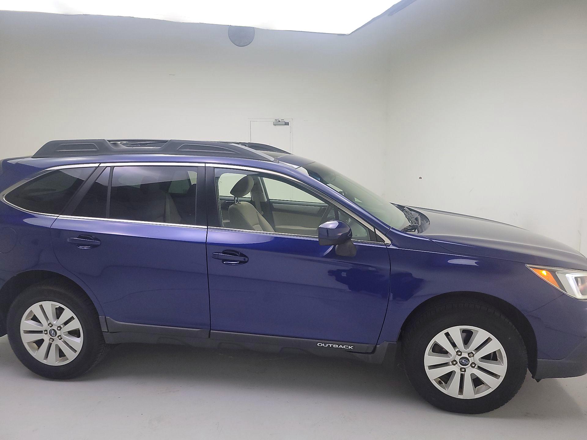 Thumbnail: 2015 Subaru Outback - 4