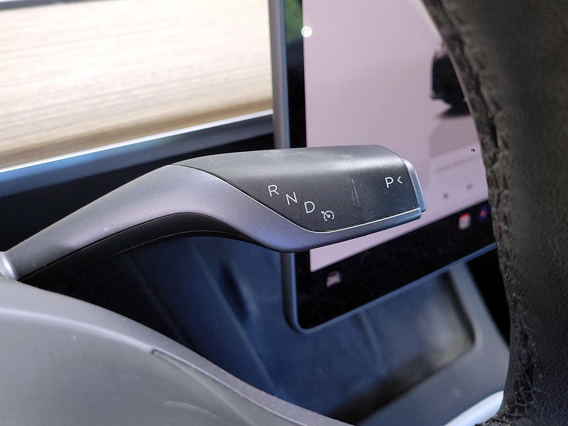 Thumbnail: 2023 Tesla Model 3 - 17