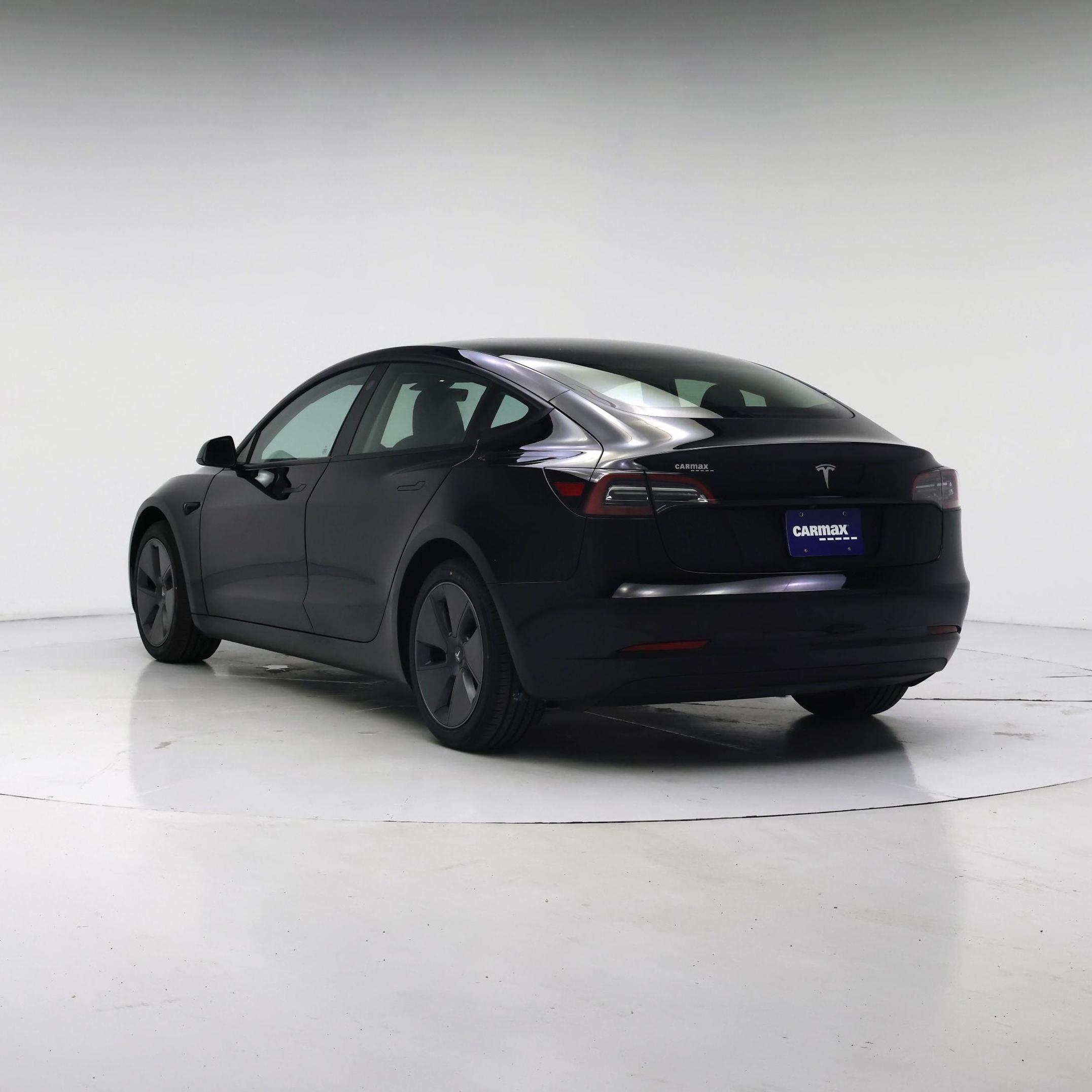 Thumbnail: 2023 Tesla Model 3 - 2